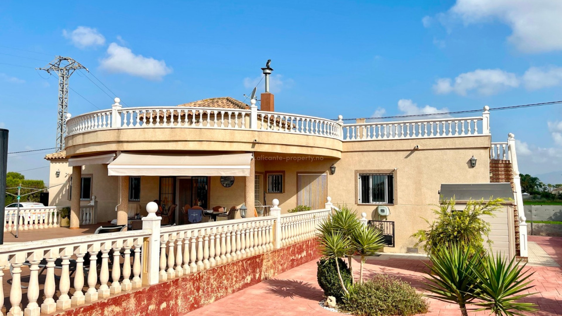 Villa en Catral Centro