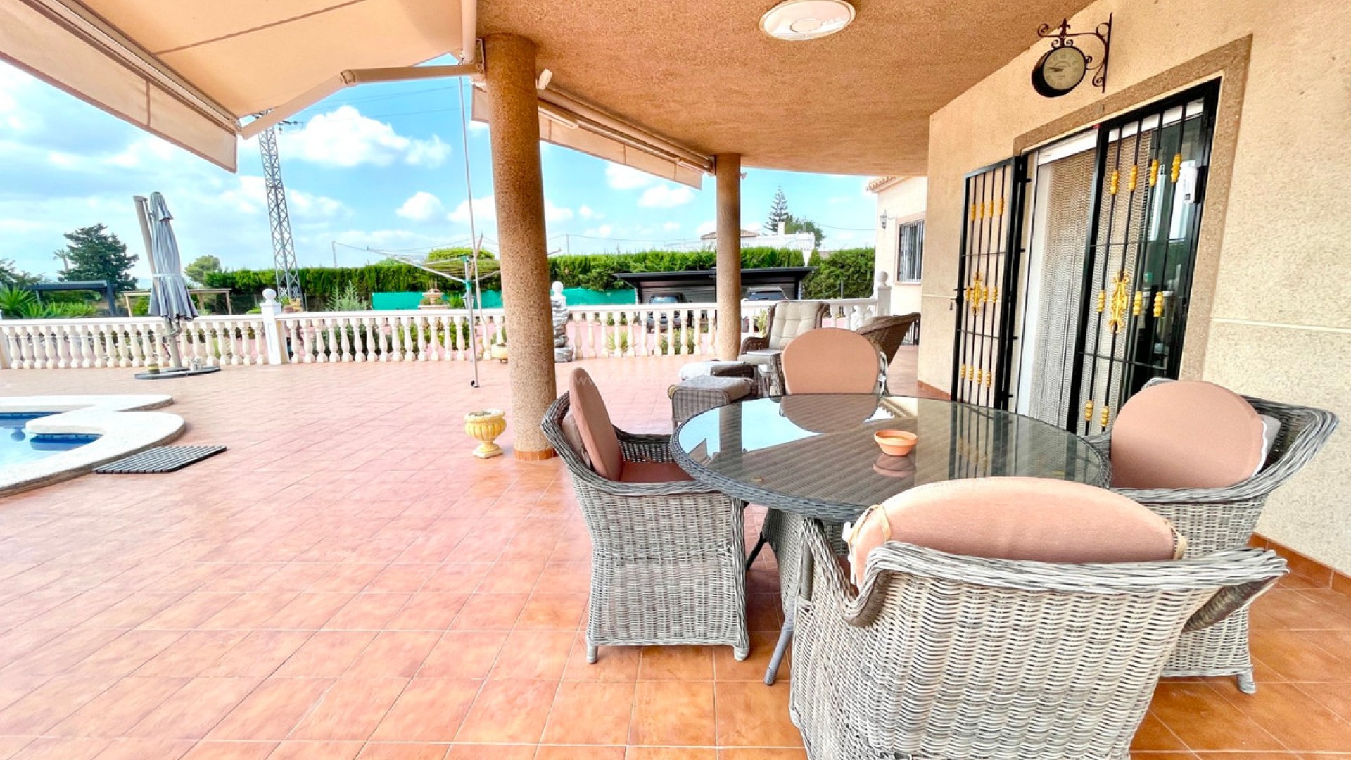 Villa en Catral Centro