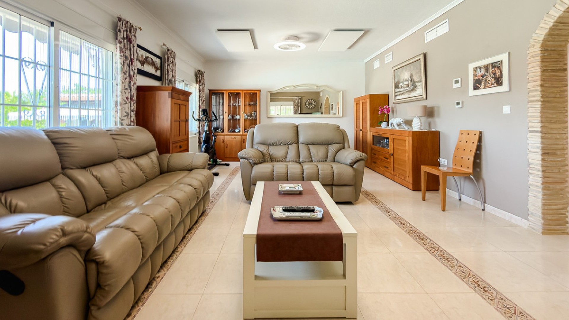 Villa en Catral Centro
