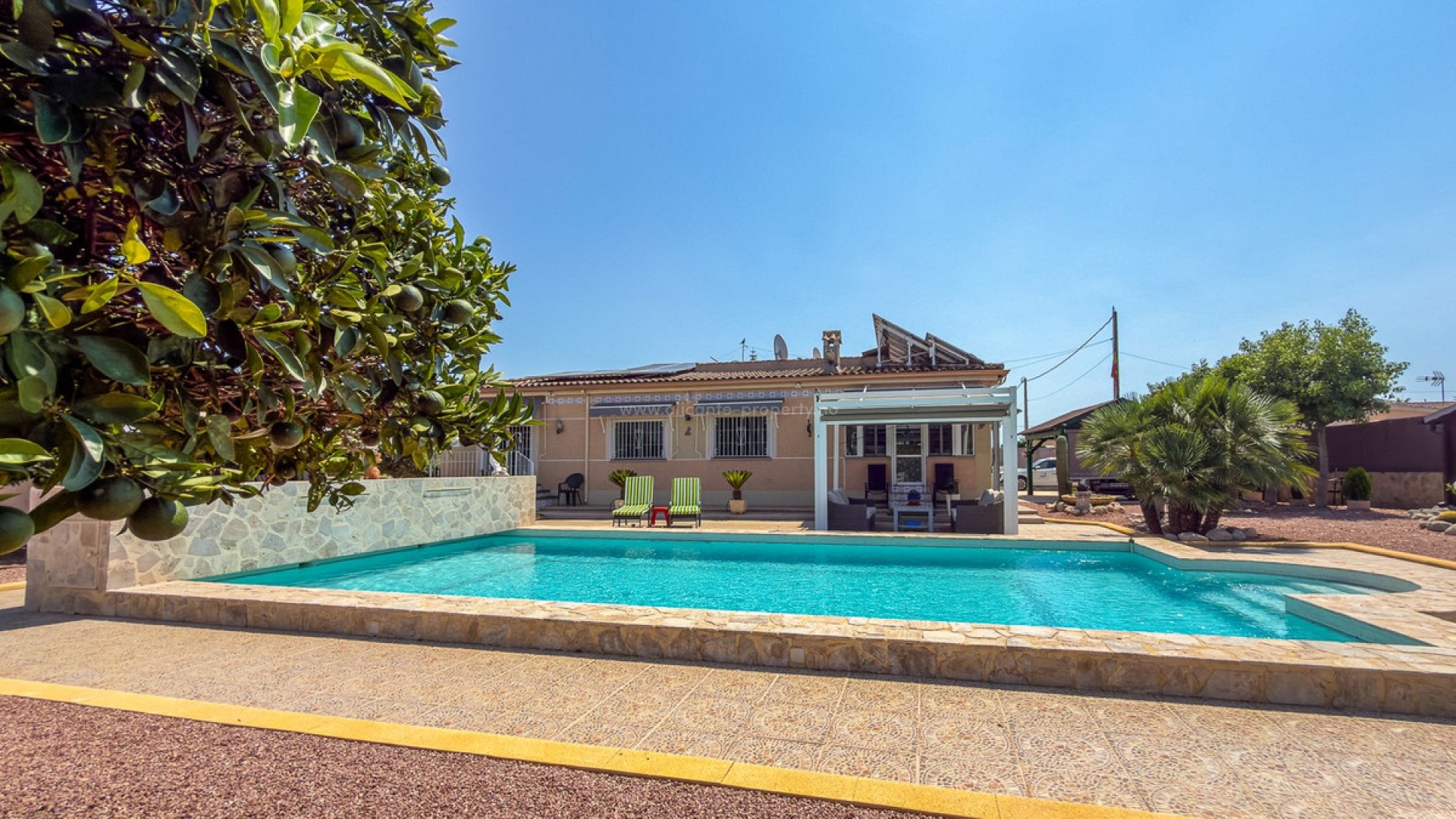 Villa en Catral Centro