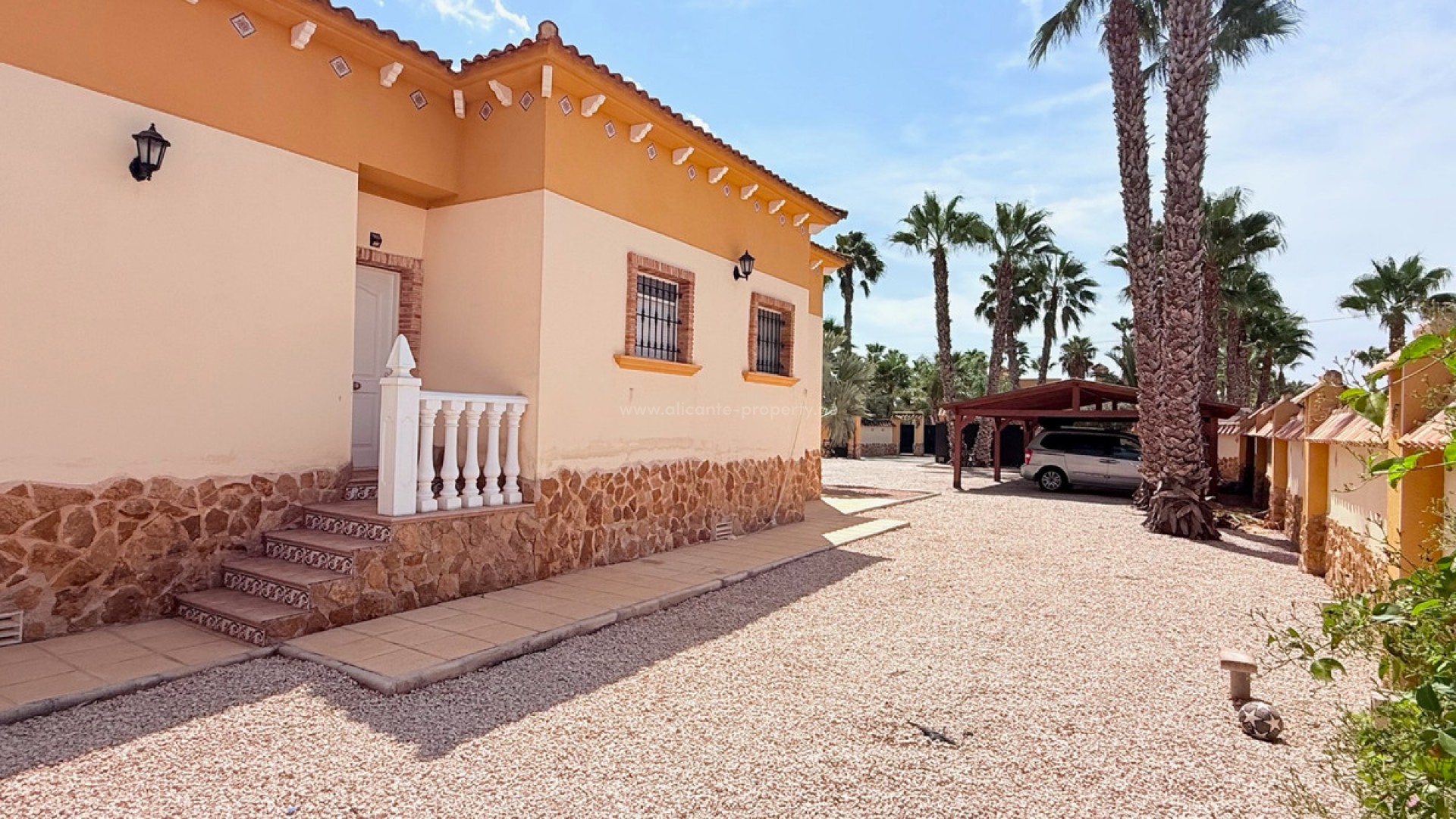 Villa en Catral Centro