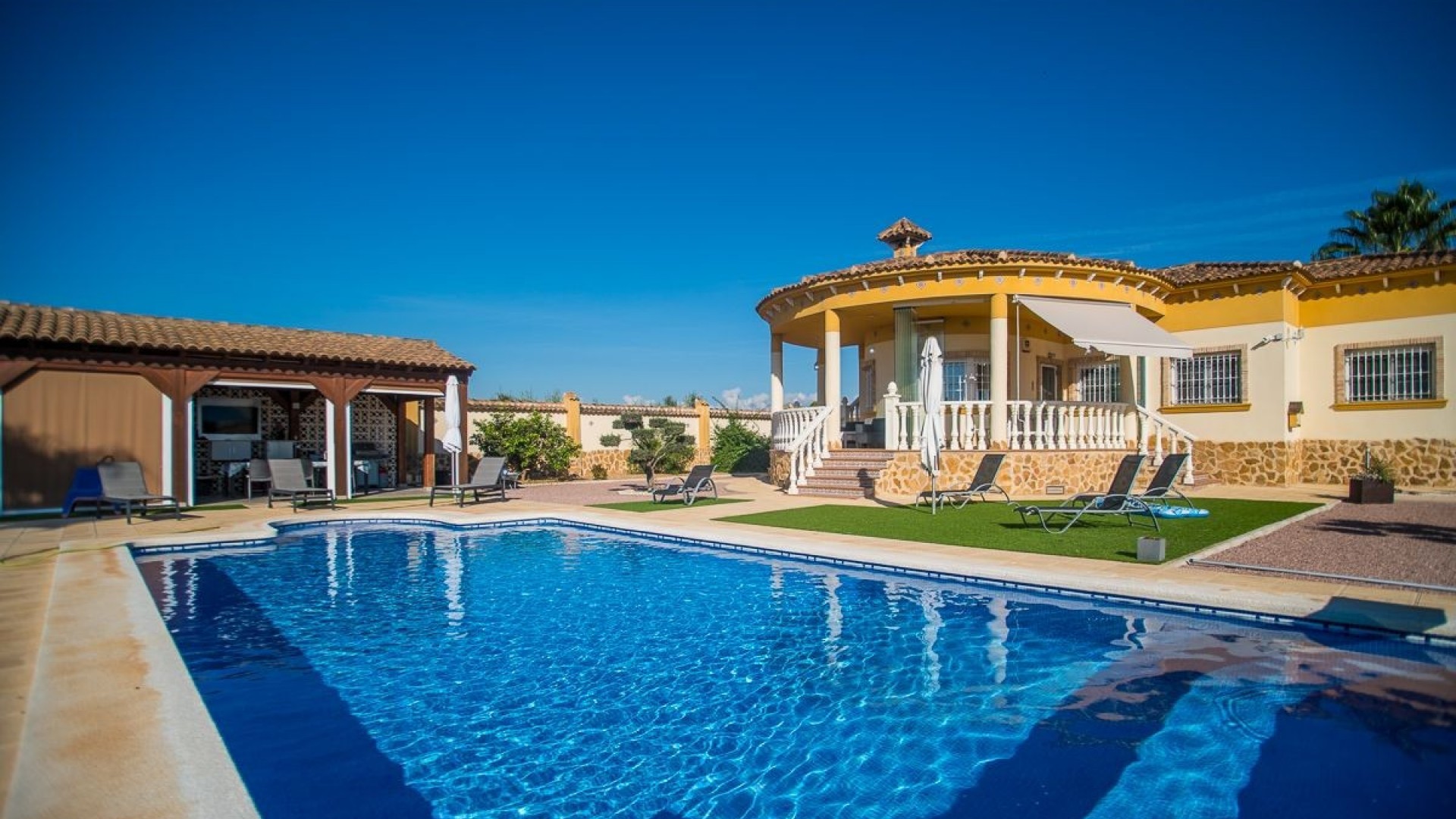 Villa en Catral Centro