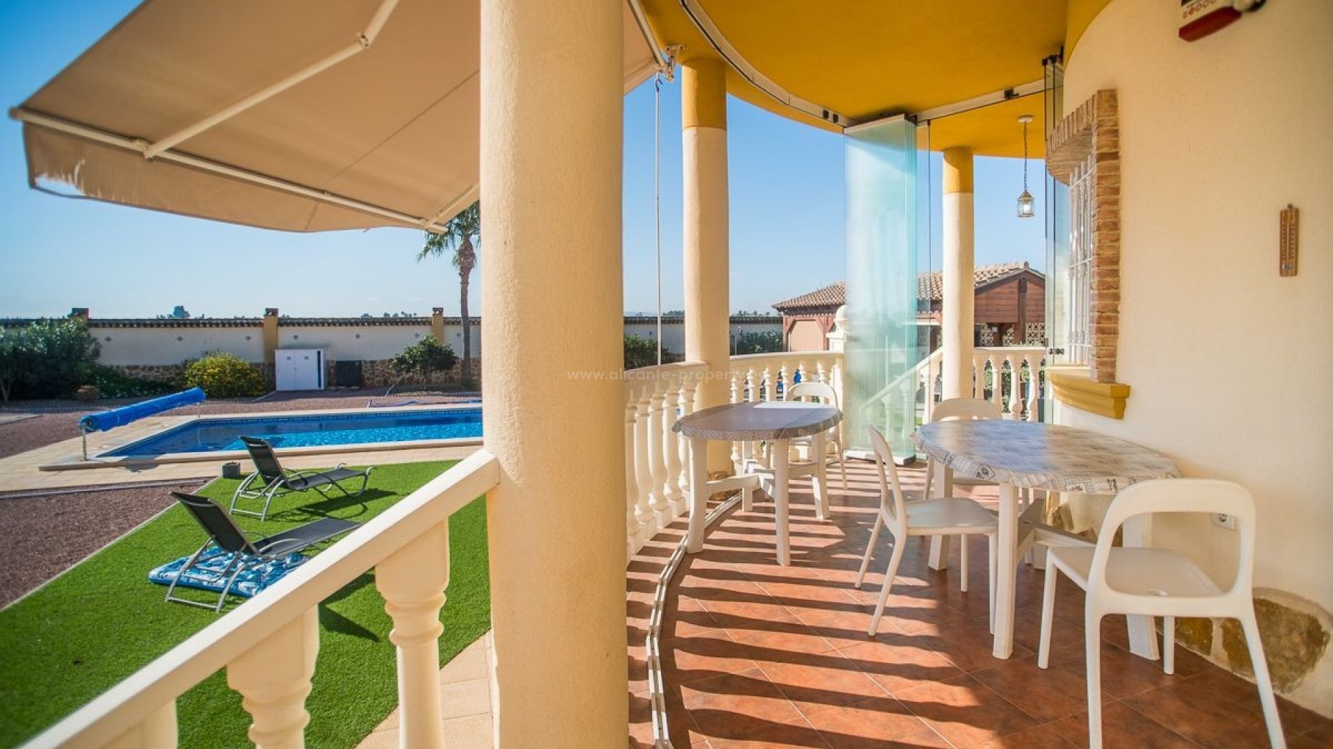Villa en Catral Centro