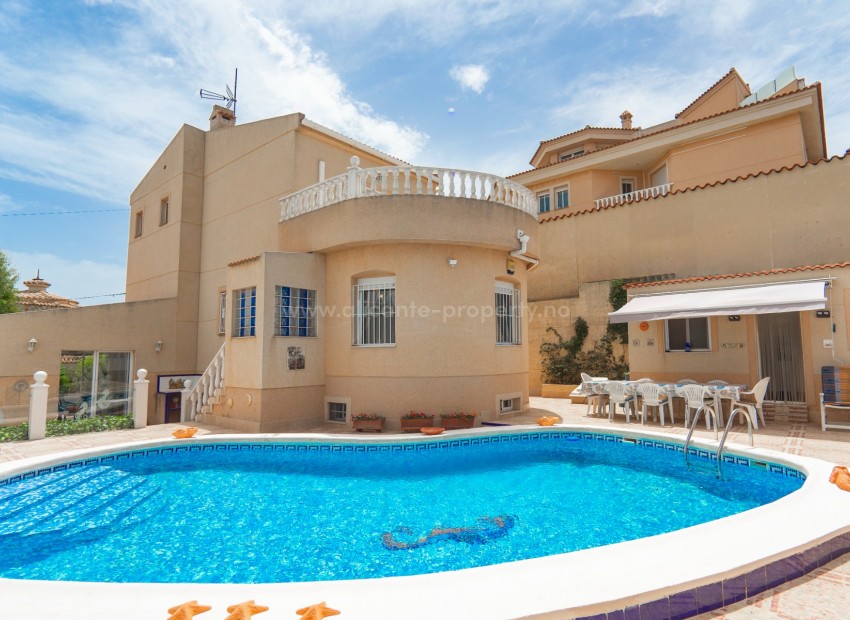 Villa en Ciudad Quesada