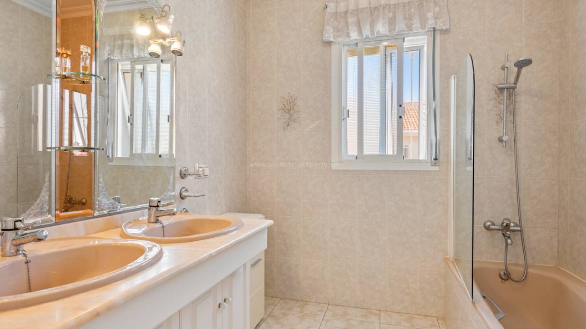 Villa en Ciudad Quesada