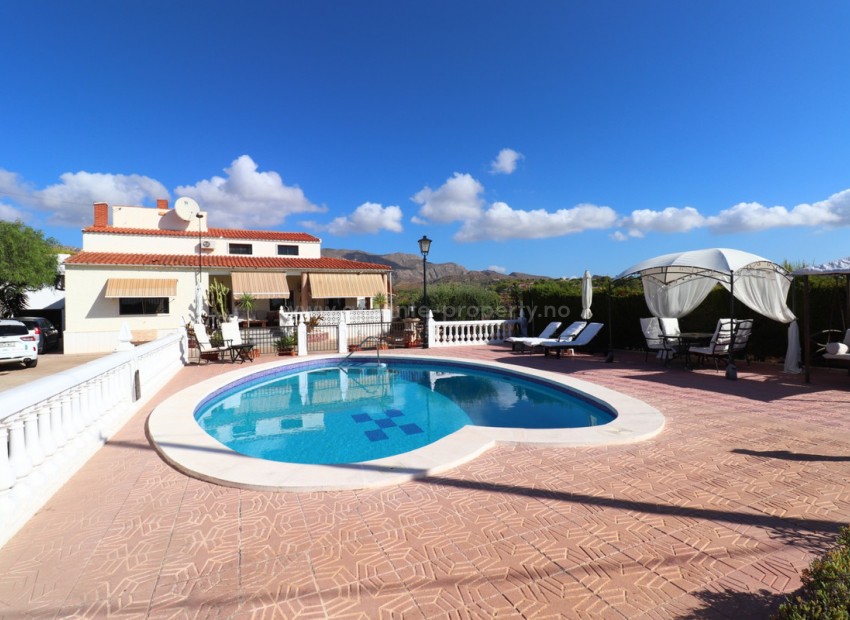 Villa en Crevillente