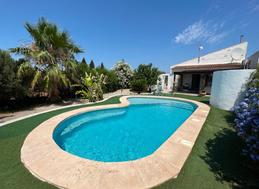 Villa en Daya Nueva Centro