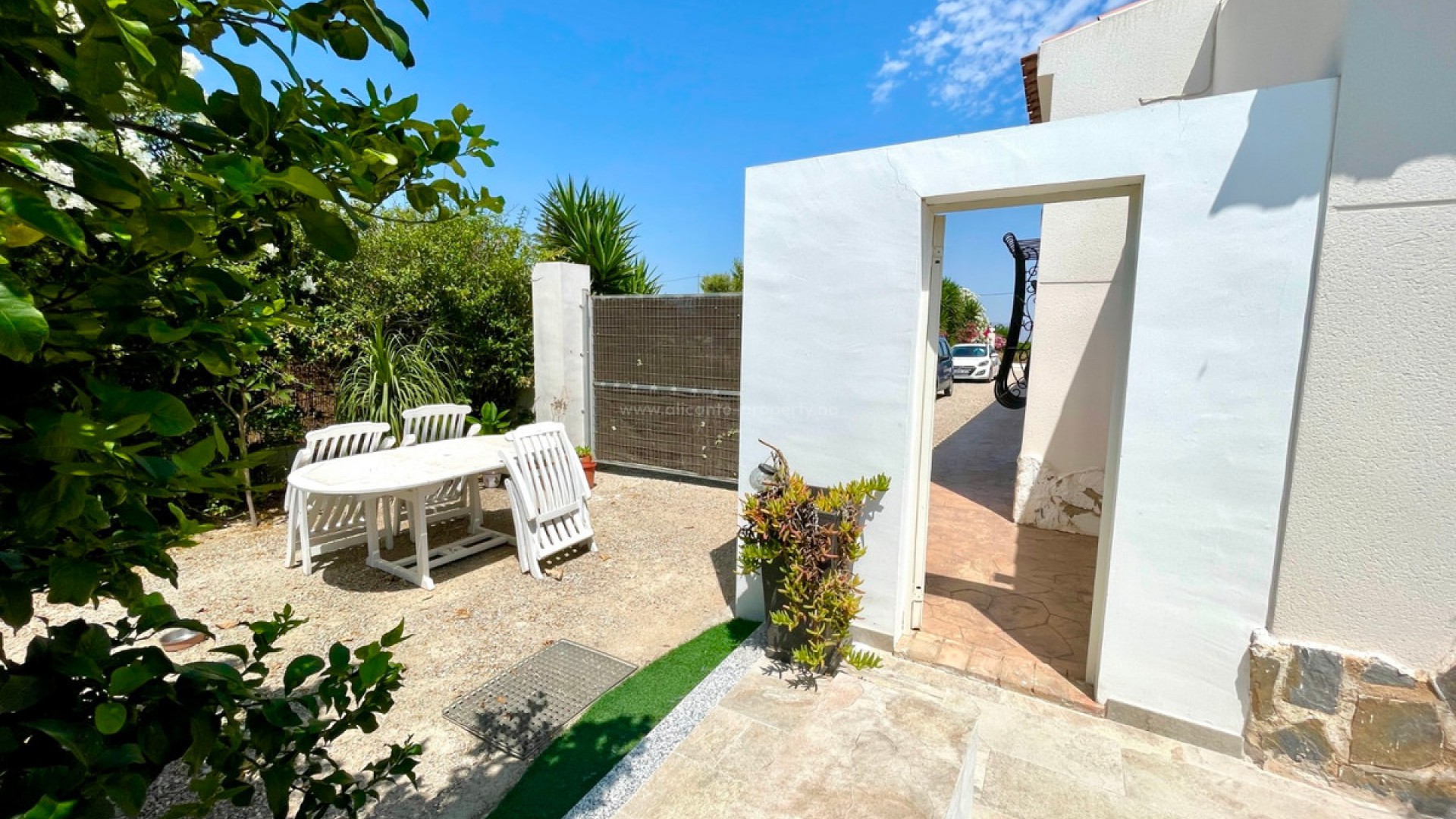 Villa en Daya Nueva Centro