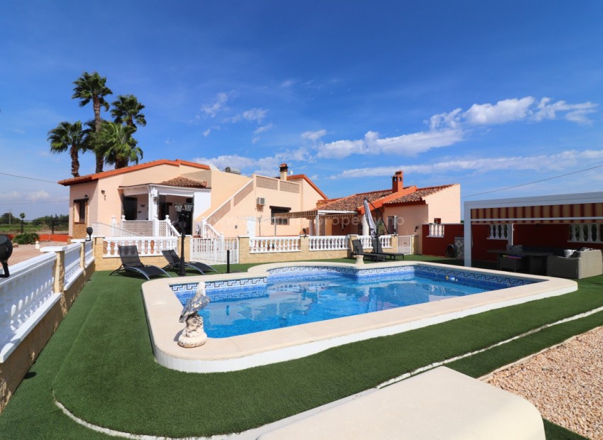 Villa en Daya Vieja