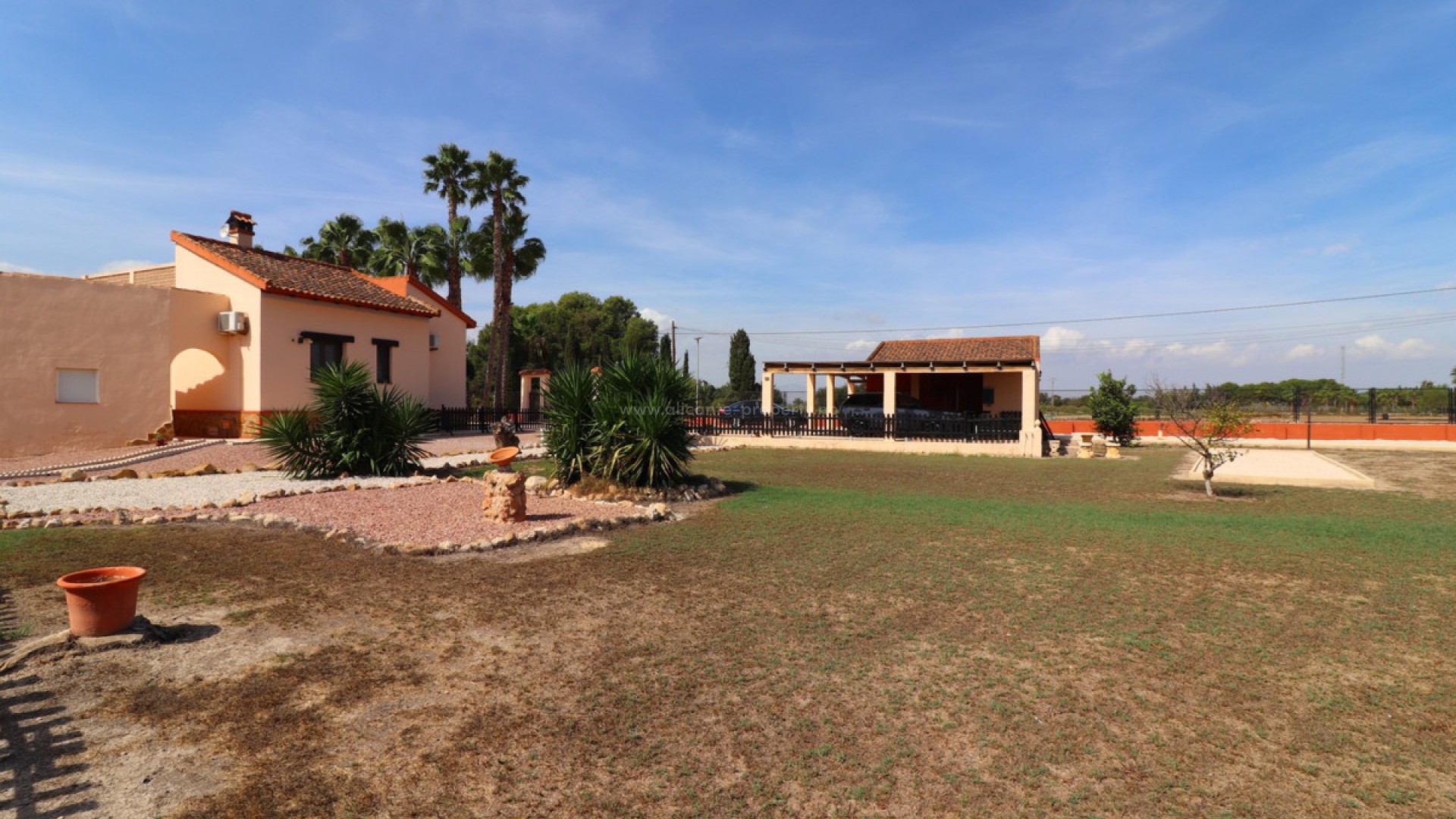 Villa en Daya Vieja