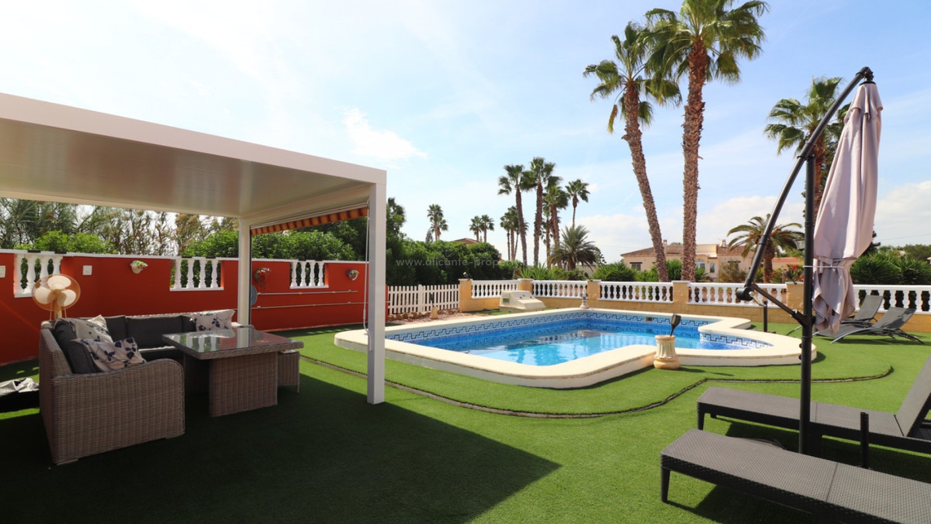 Villa en Daya Vieja