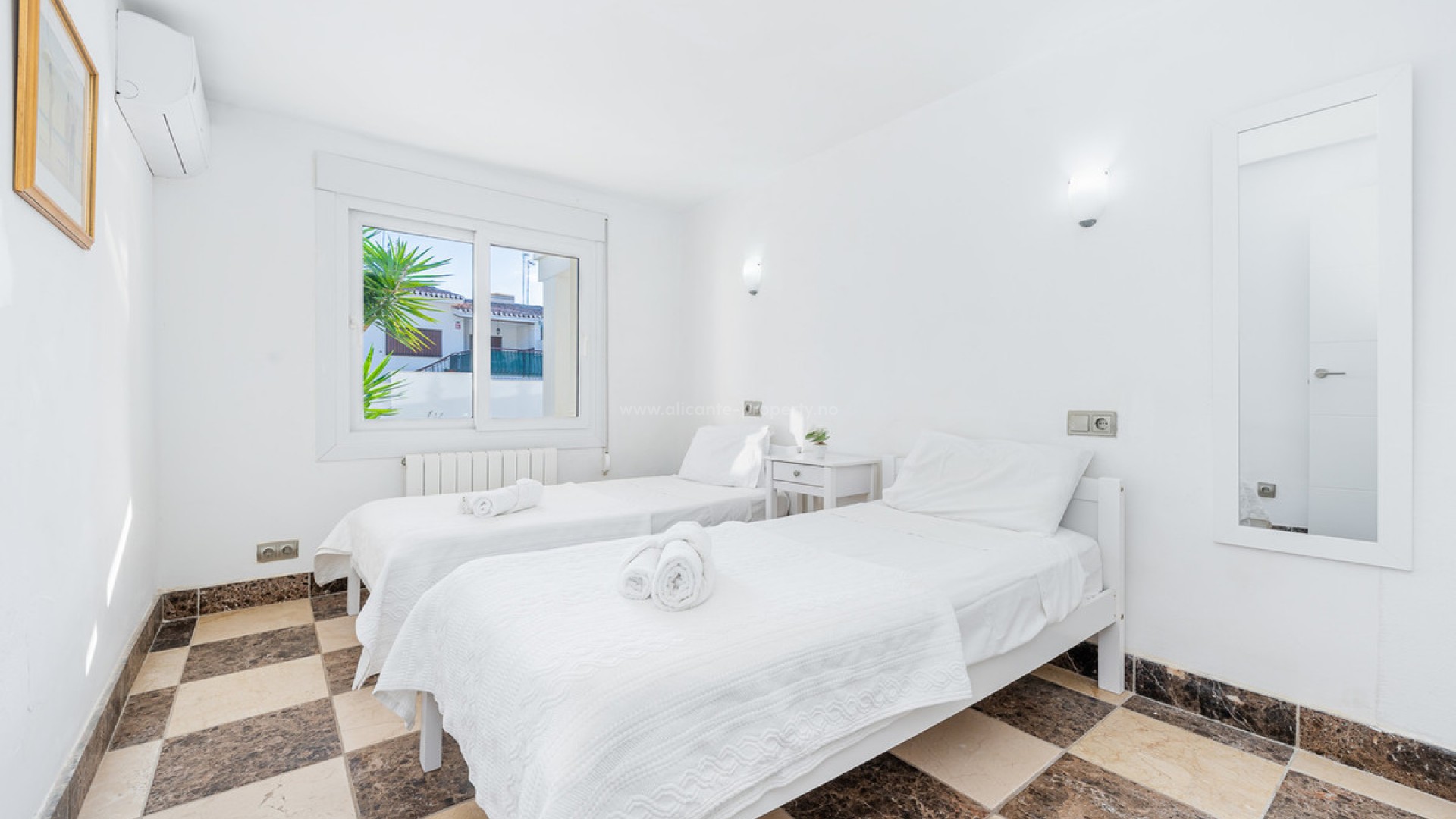 Villa en Dehesa de Campoamor