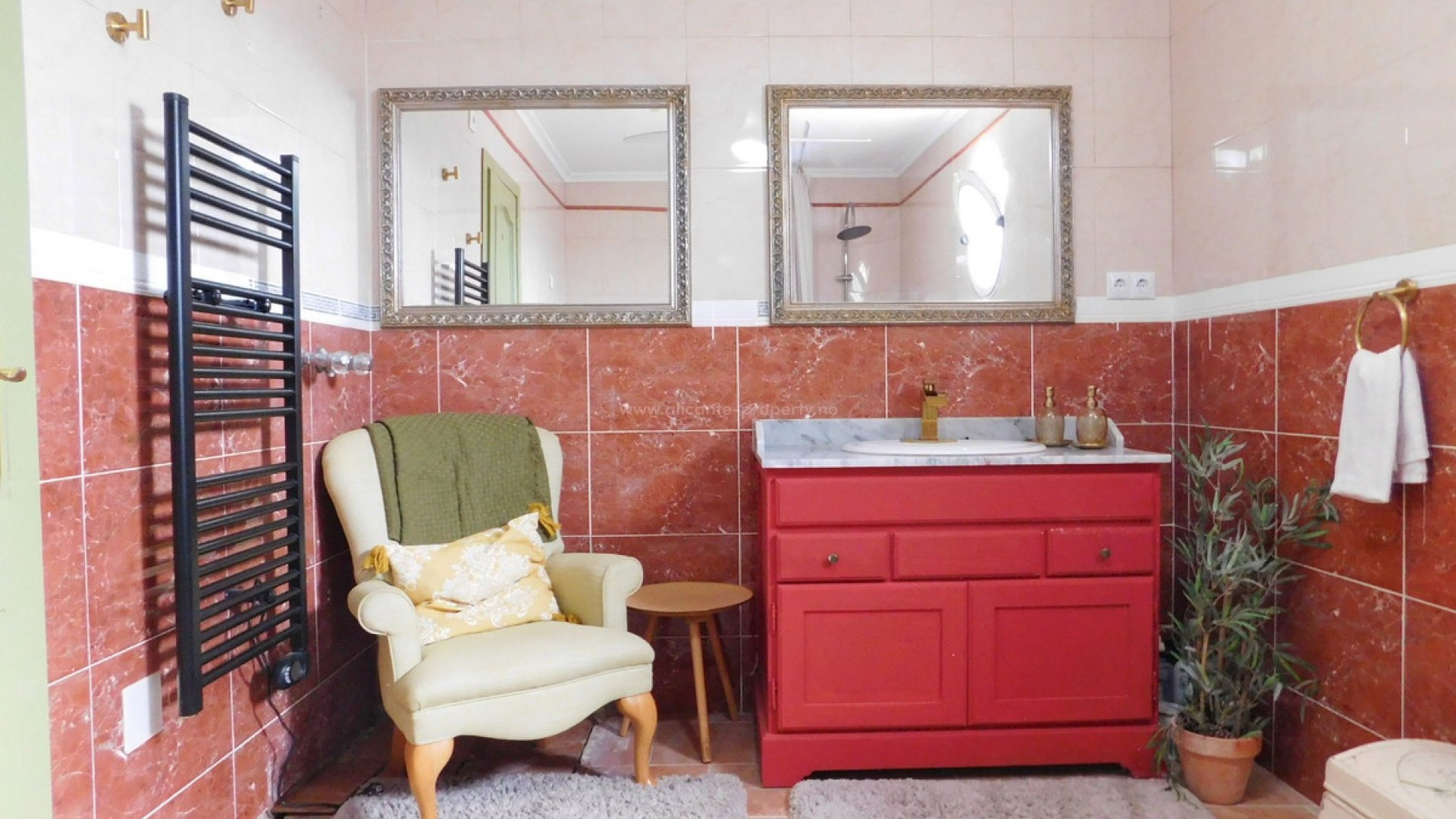 Villa en Dolores Centro