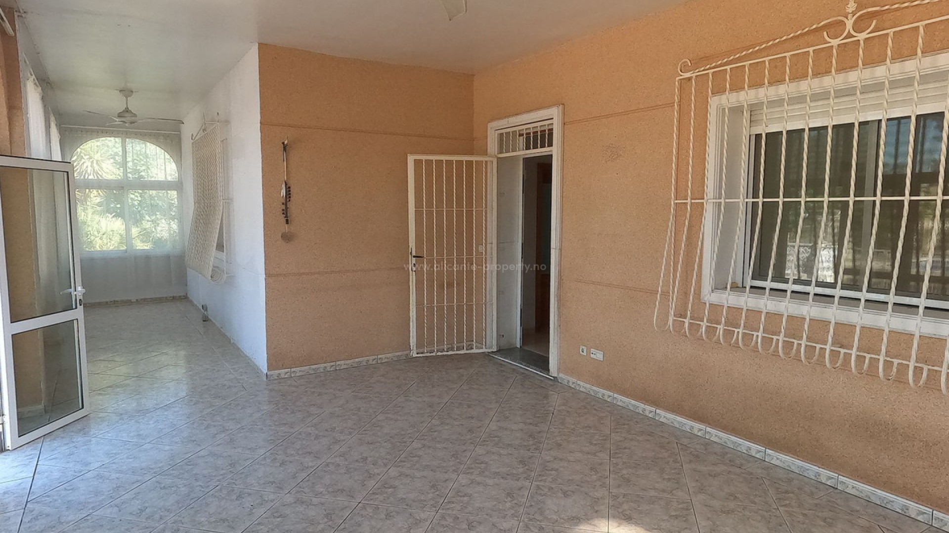 Villa en Dolores Centro
