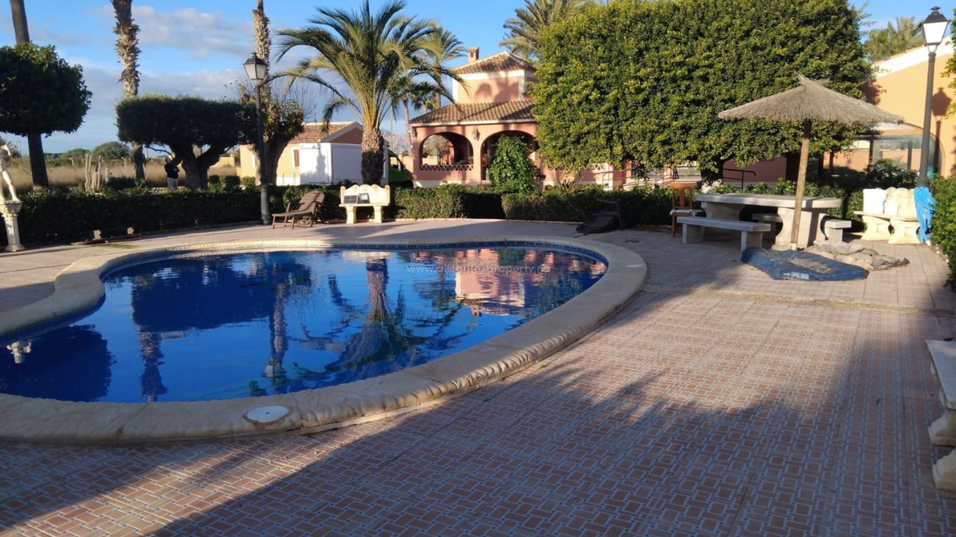 Villa en Dolores Centro