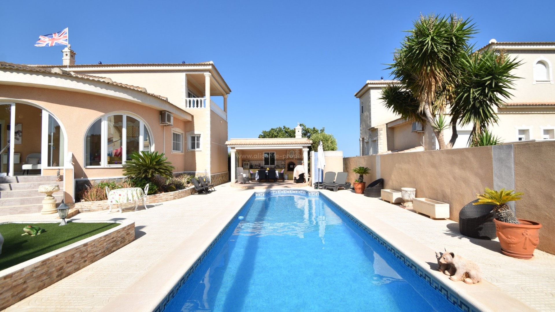 Villa en Doña Pepa