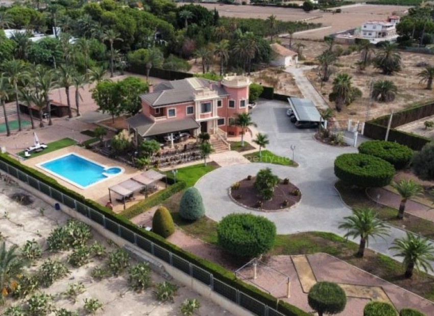 Villa en Elche Centro