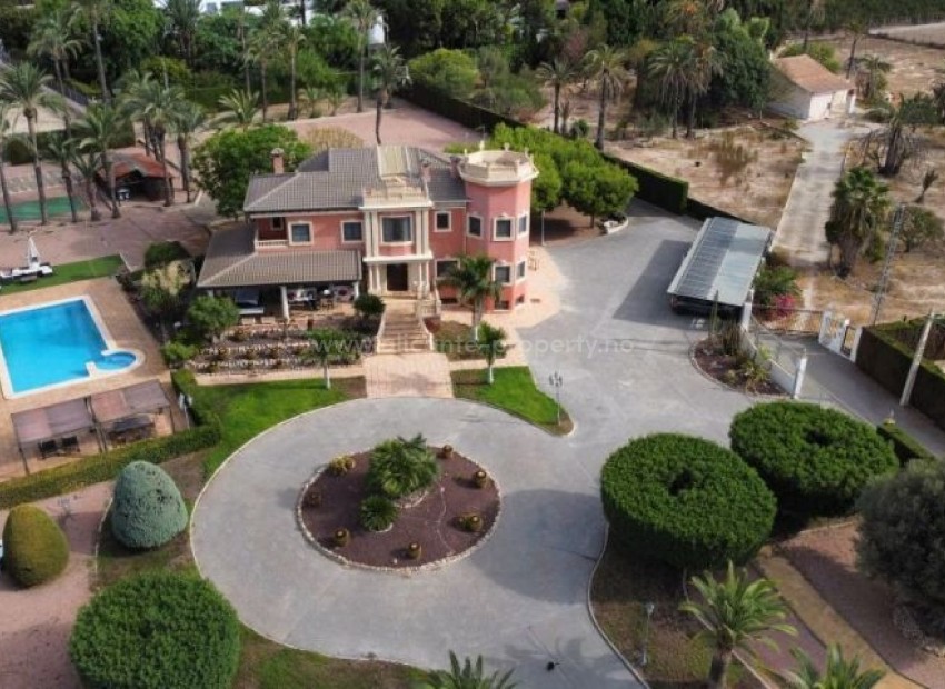 Villa en Elche Centro