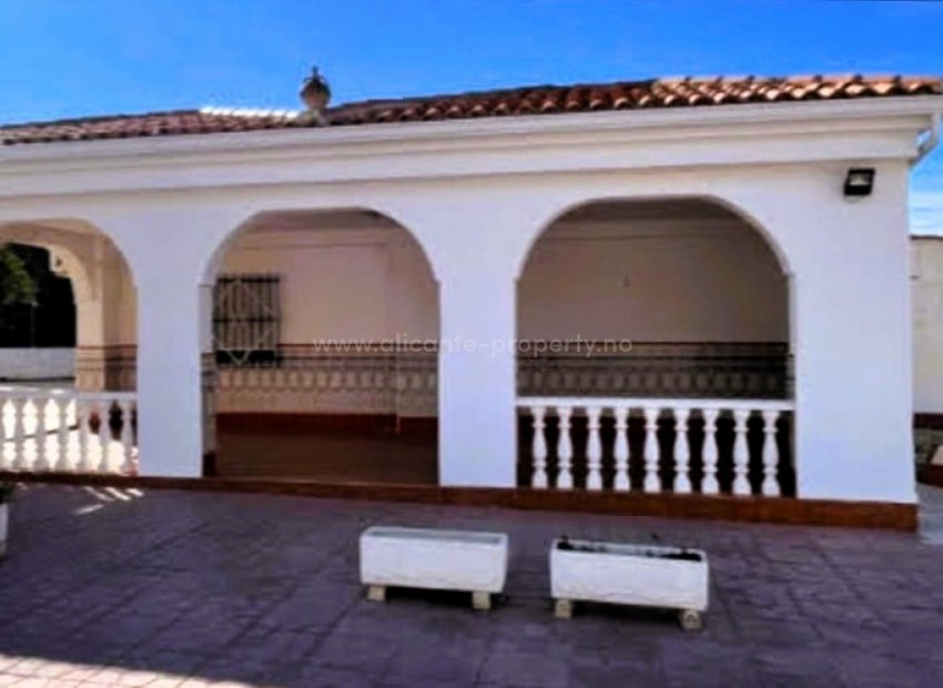 Villa en Elche Centro