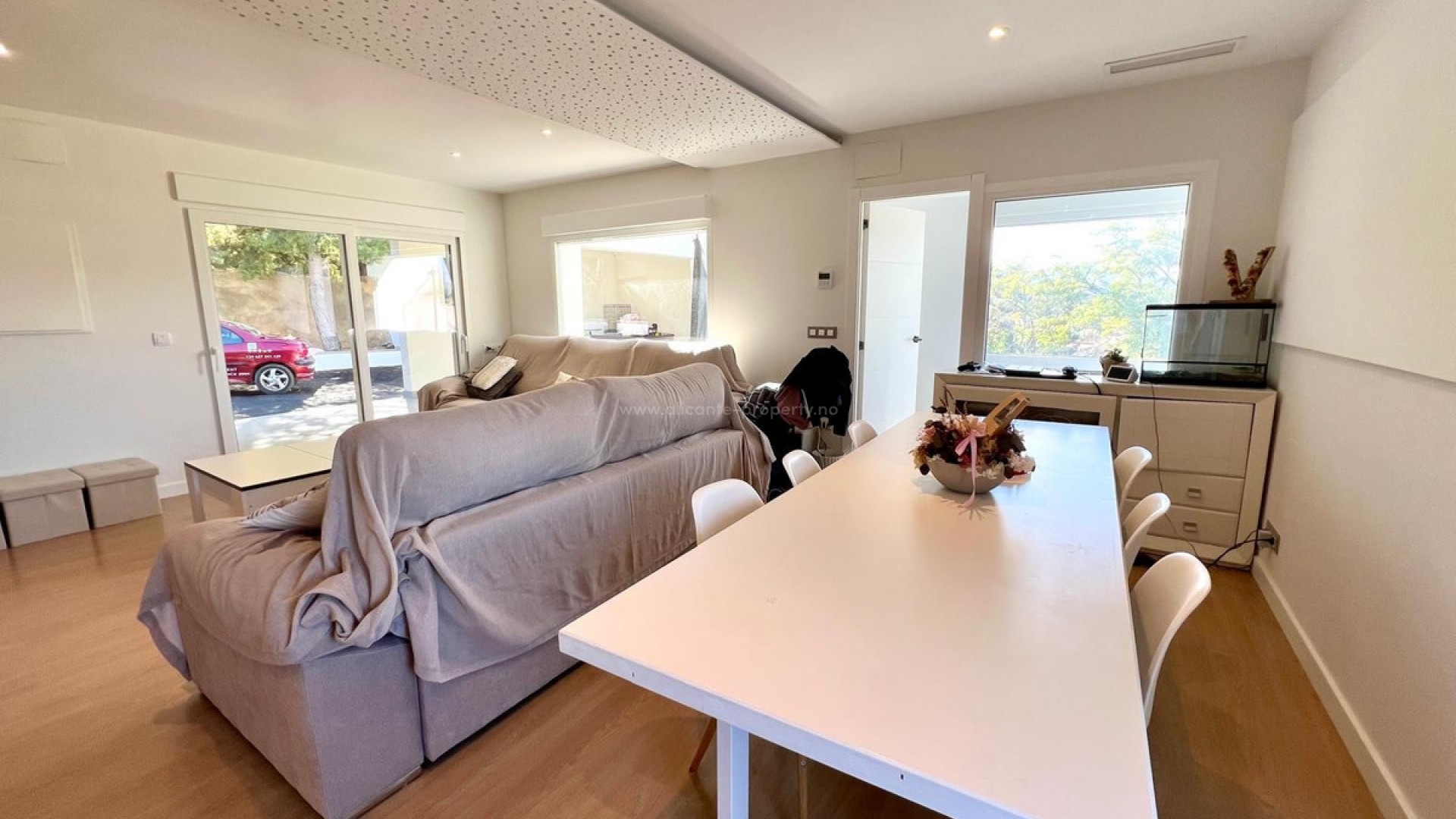 Villa en Elda Centro