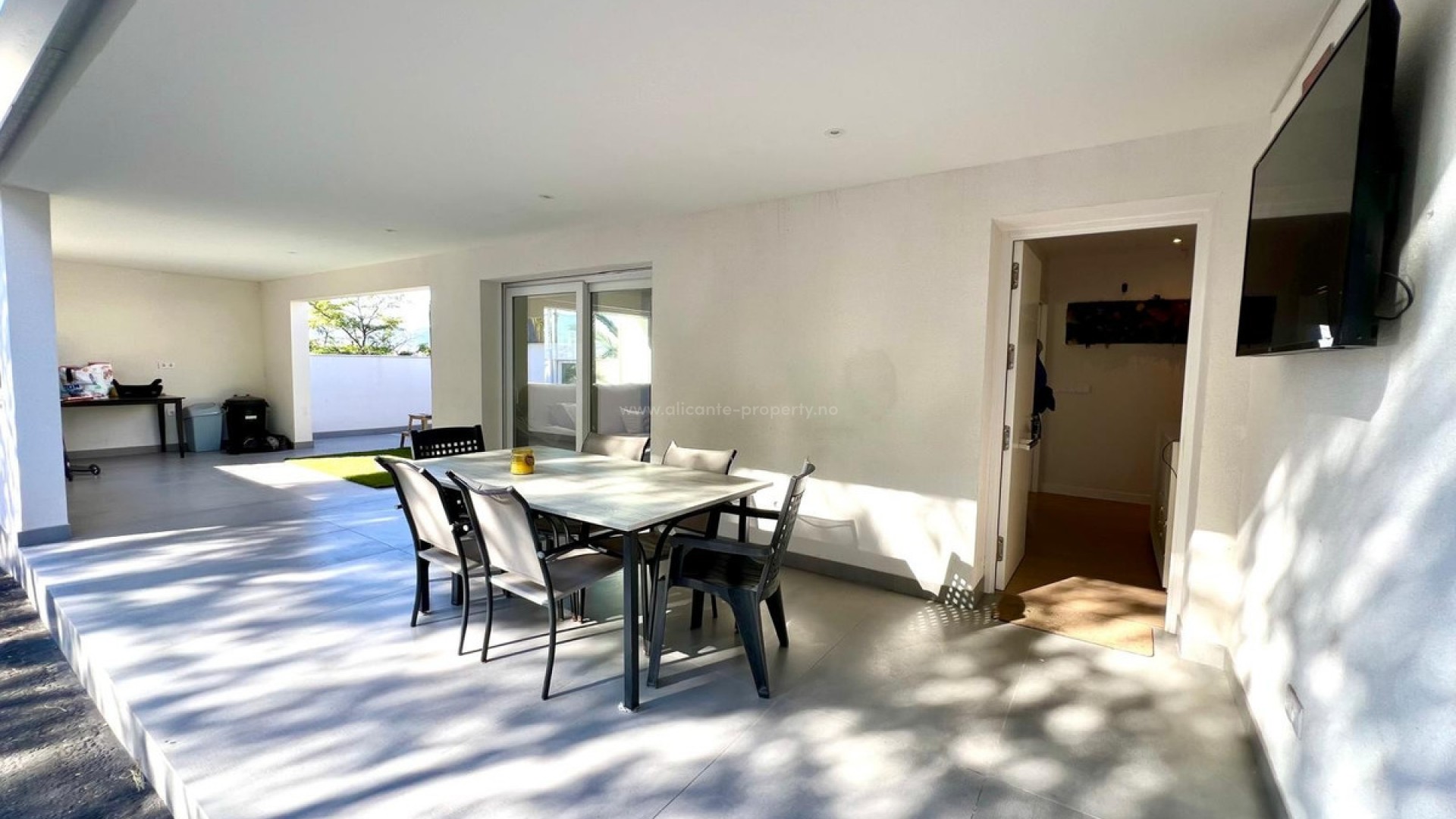 Villa en Elda Centro