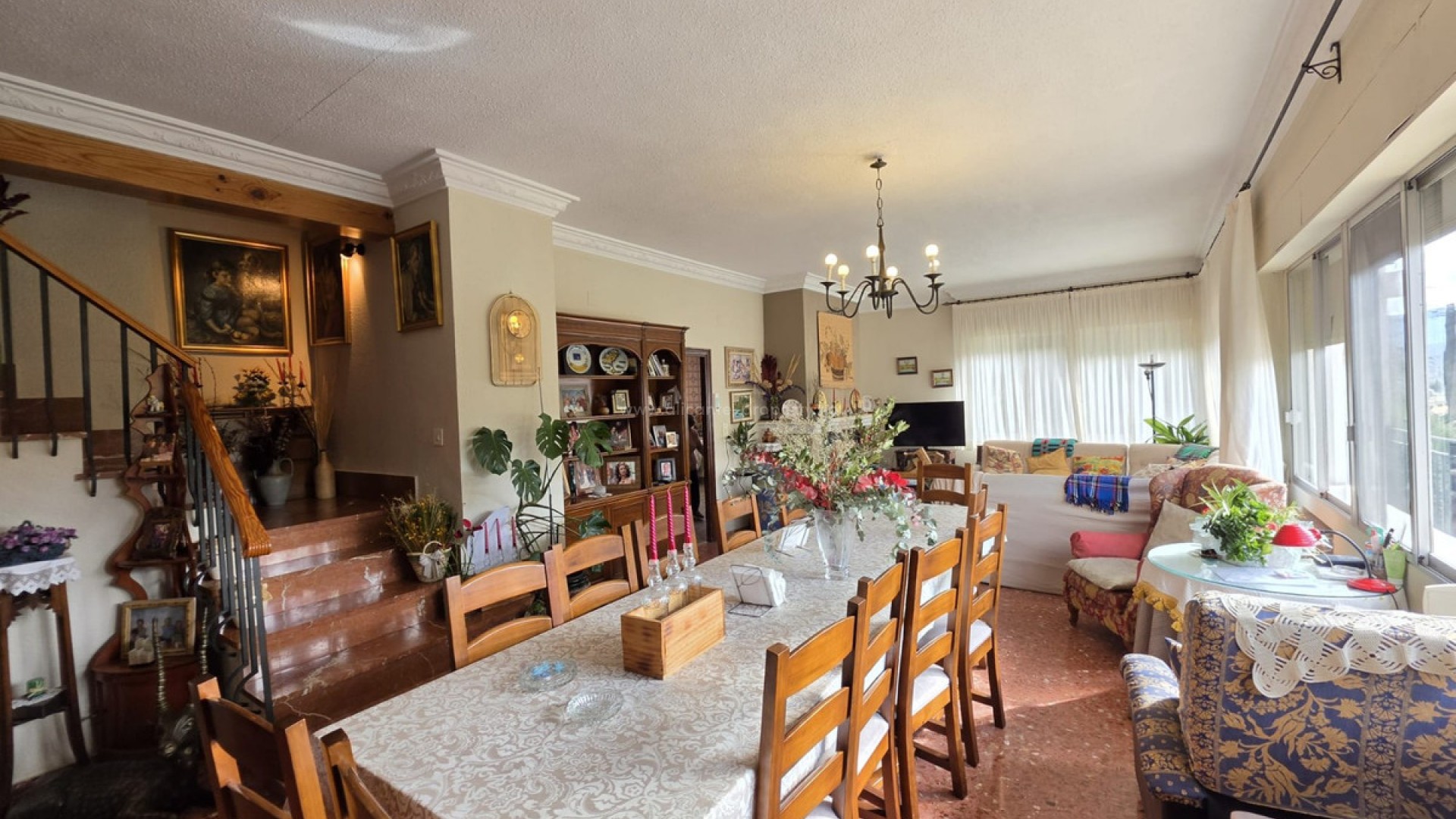 Villa en Elda Centro