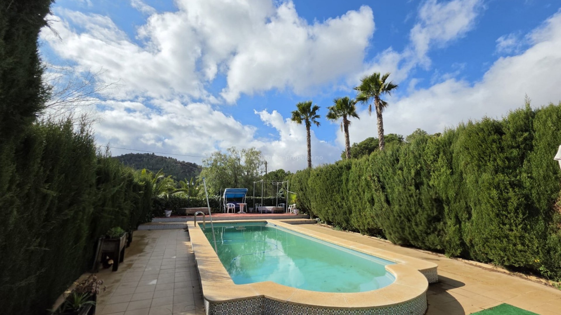 Villa en Elda Centro