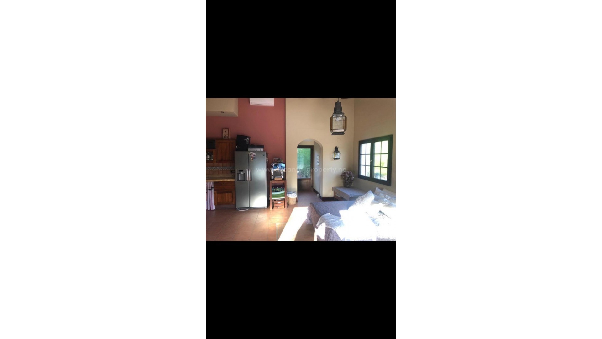 Villa en Elda Centro