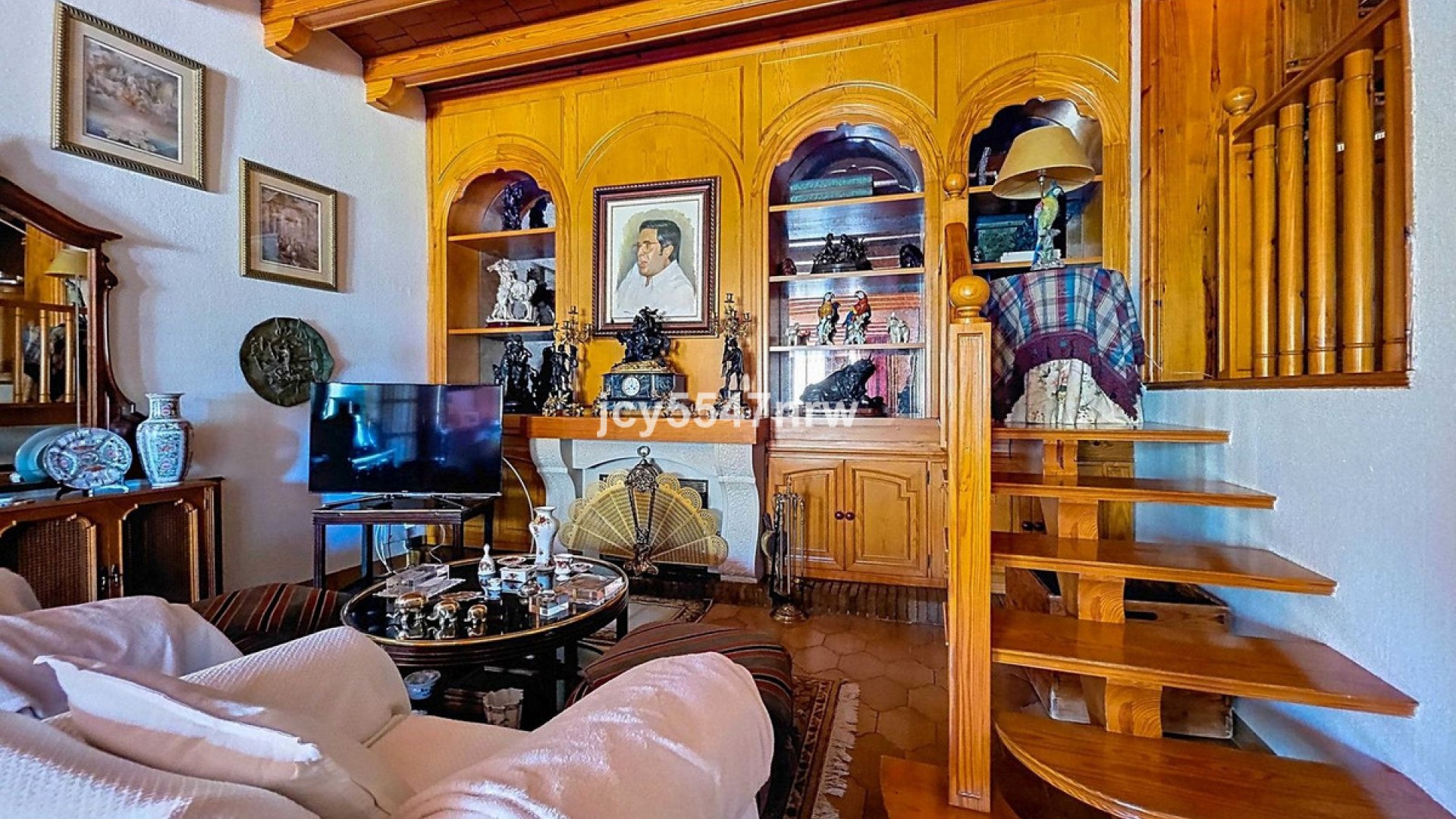 Villa en Elda Centro