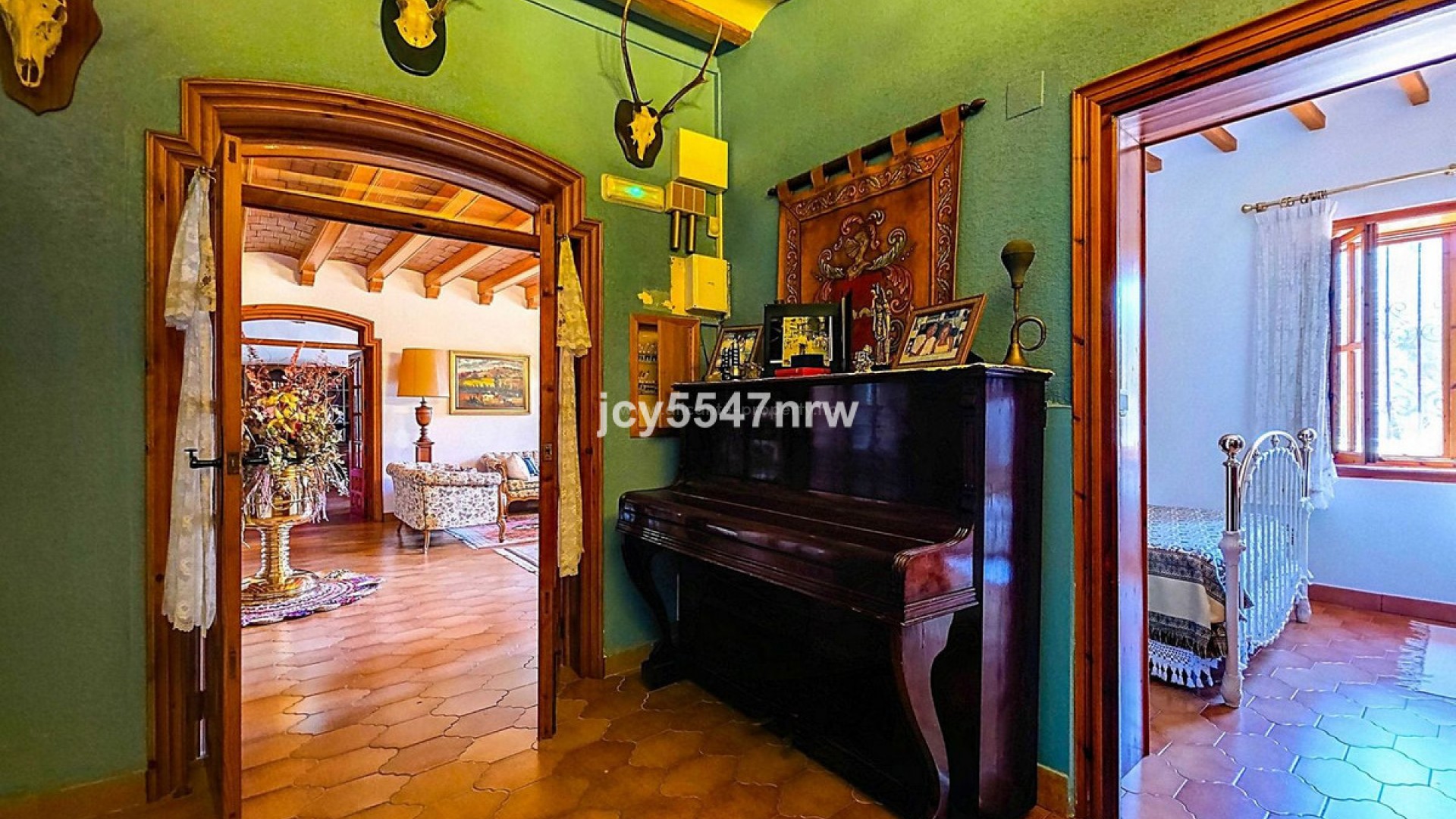 Villa en Elda Centro