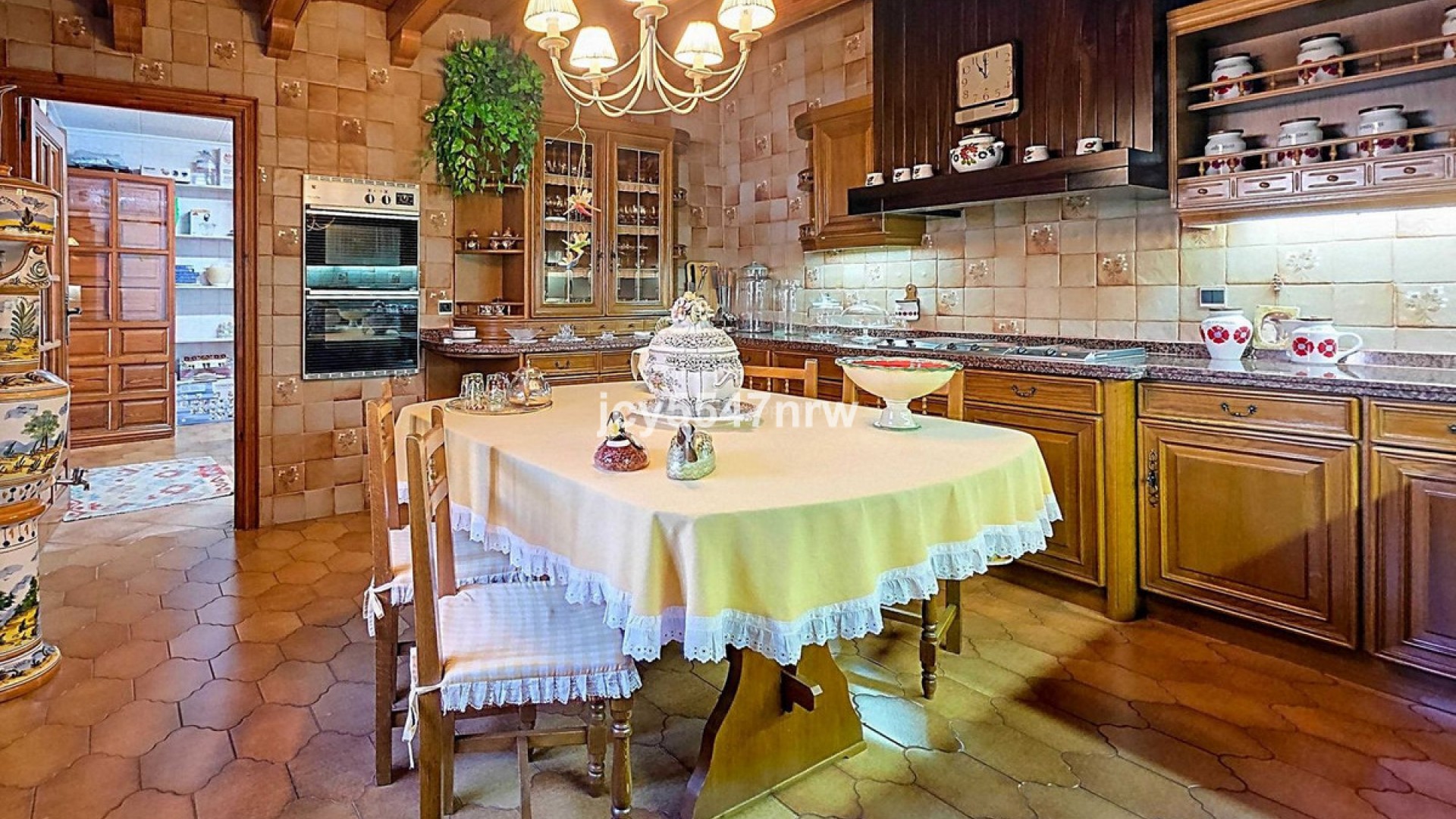 Villa en Elda Centro