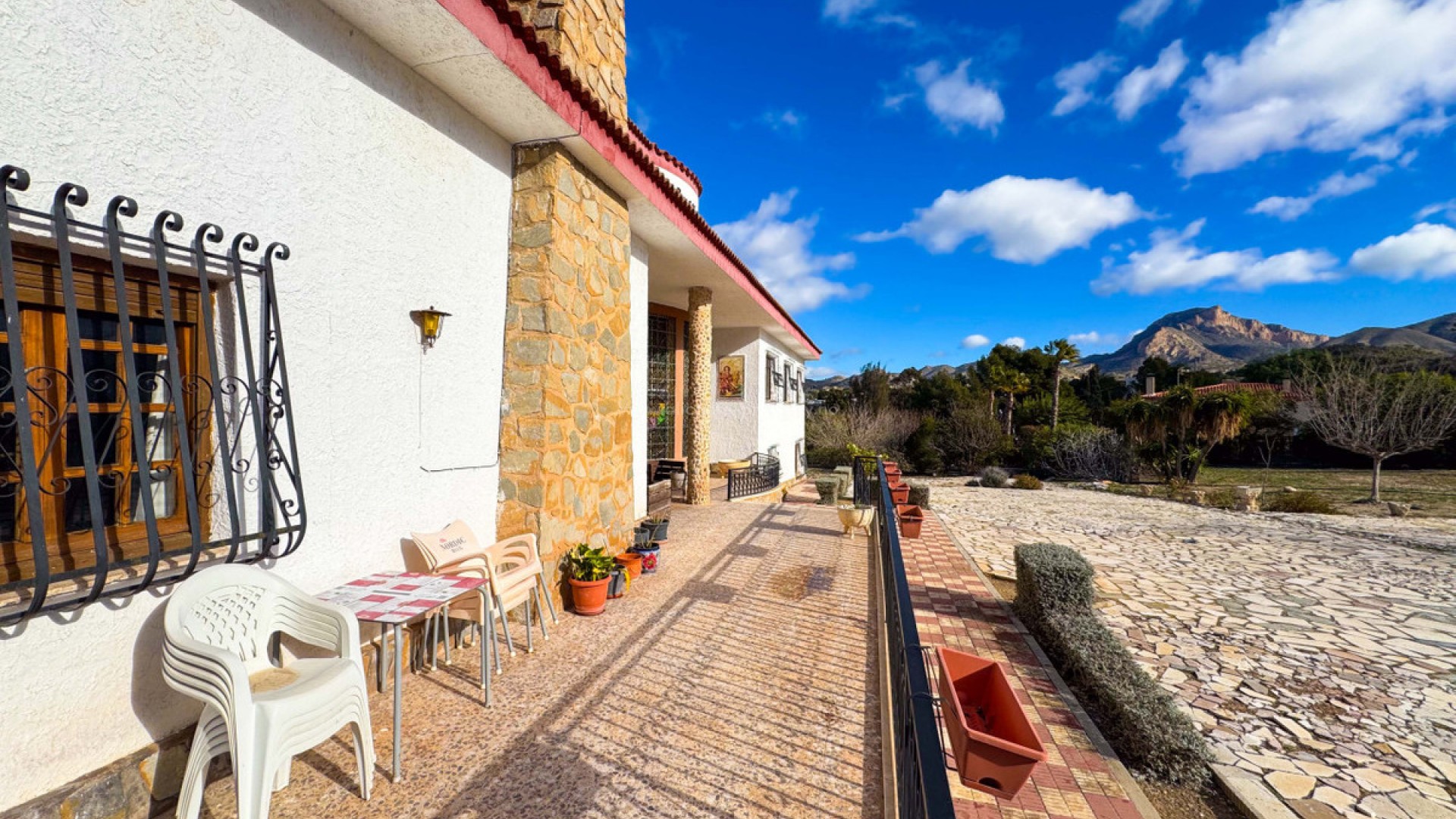 Villa en Elda Centro