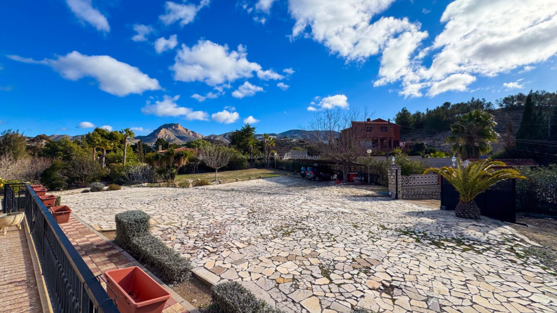 Villa en Elda Centro