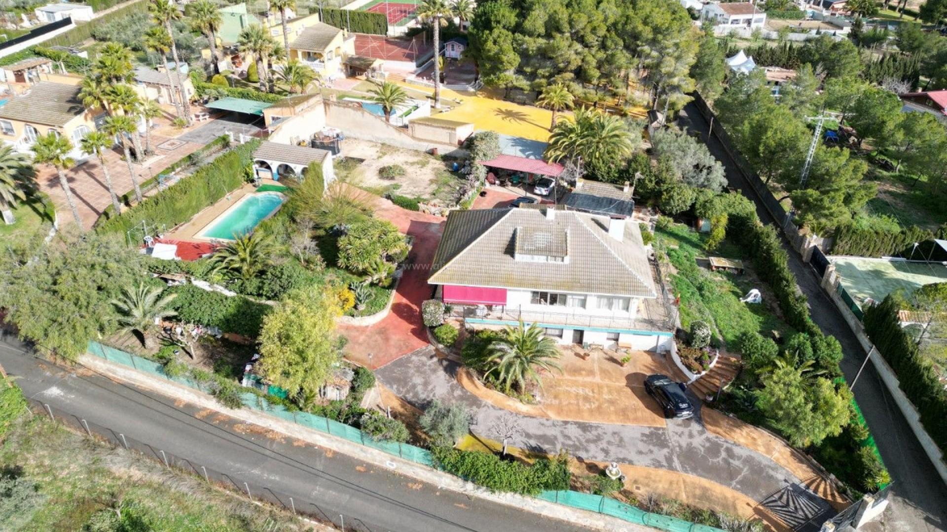 Villa en Elda Centro