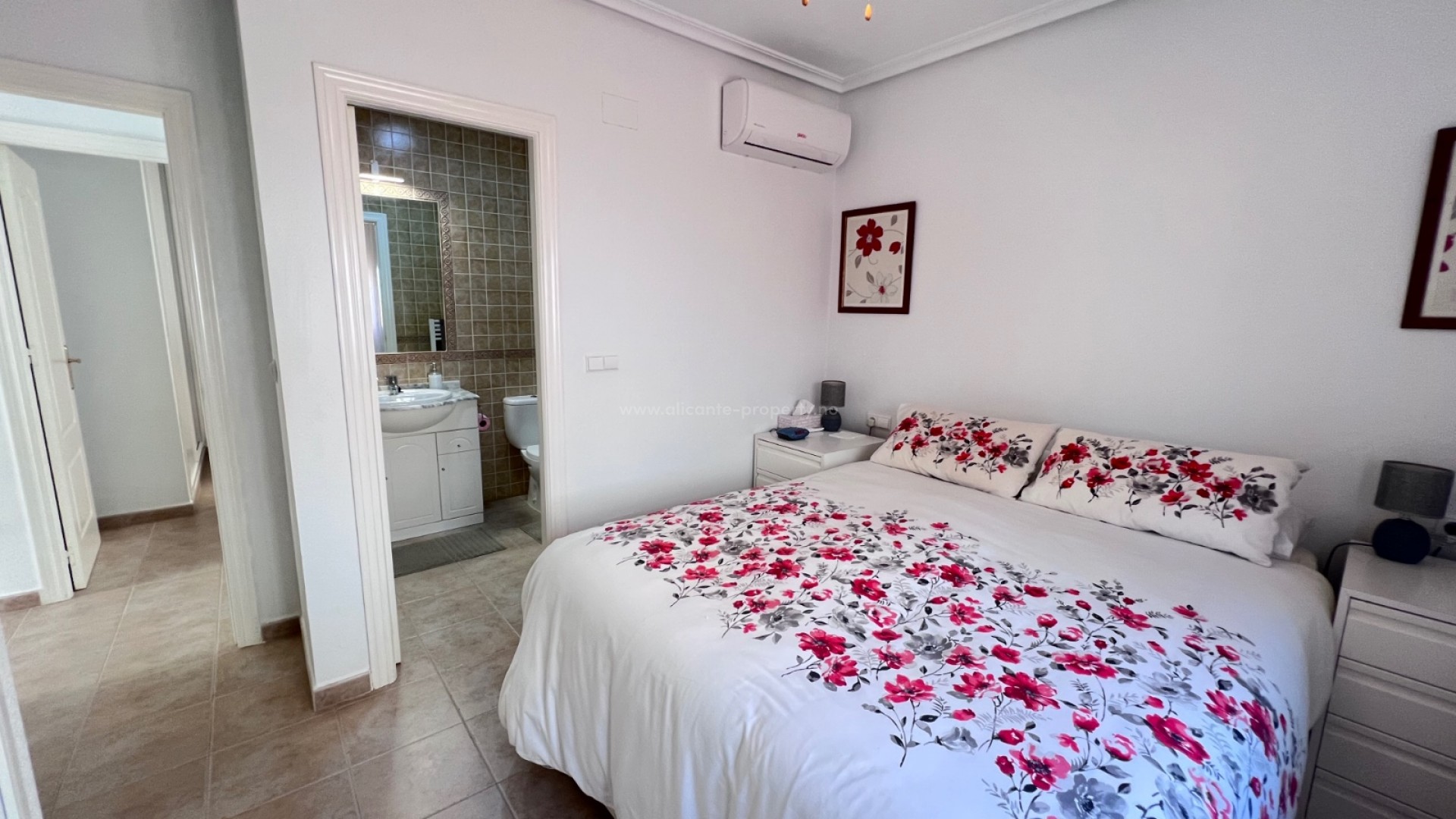 Villa en Entre Naranjos