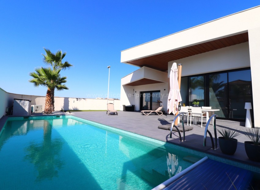 Villa en Formentera del Segura Centro