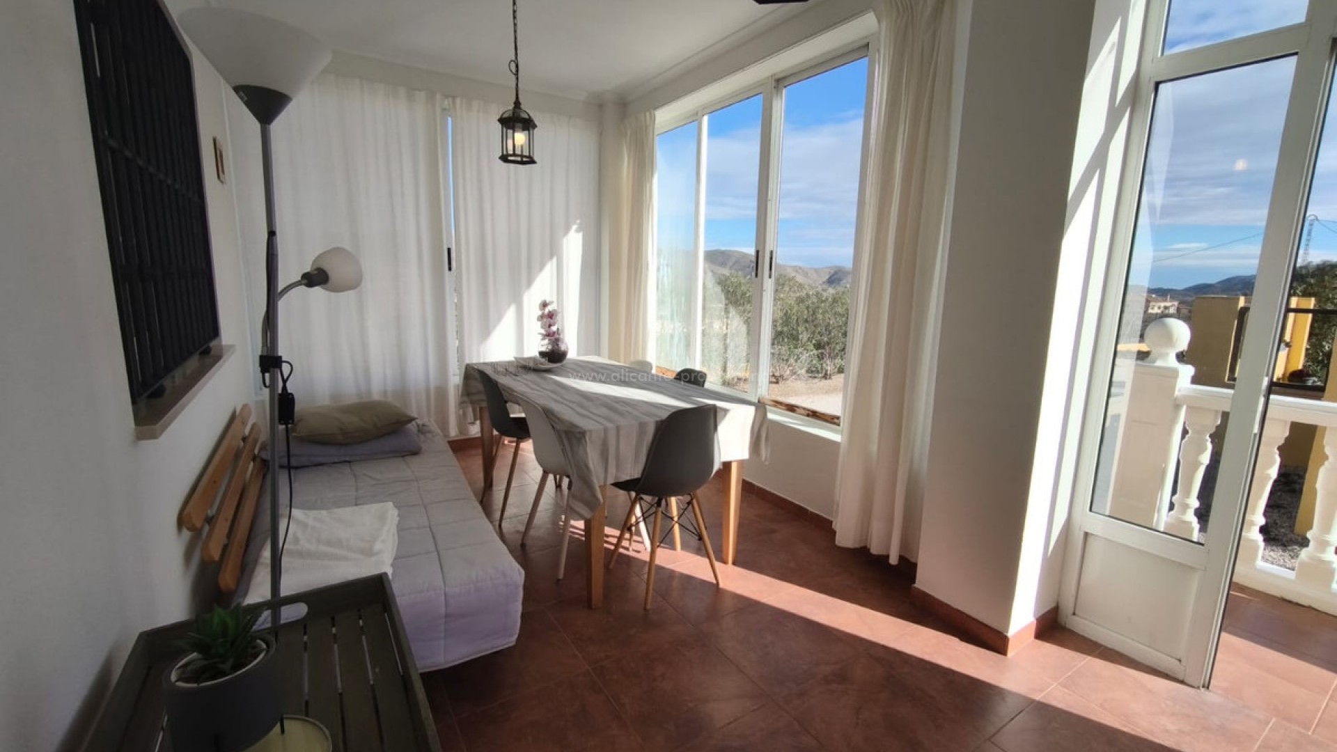 Villa en Hondón de los Frailes Centro