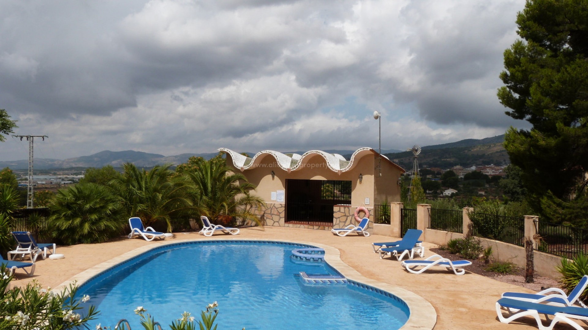 Villa en Ibi Centro