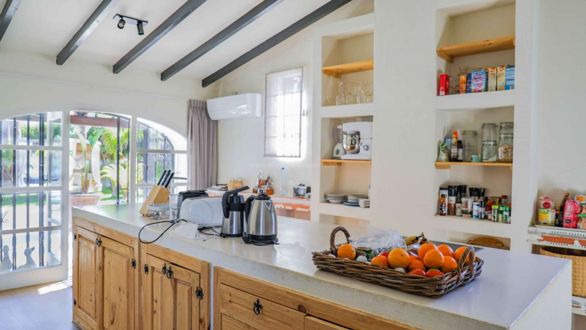 Villa en Jesús Pobre