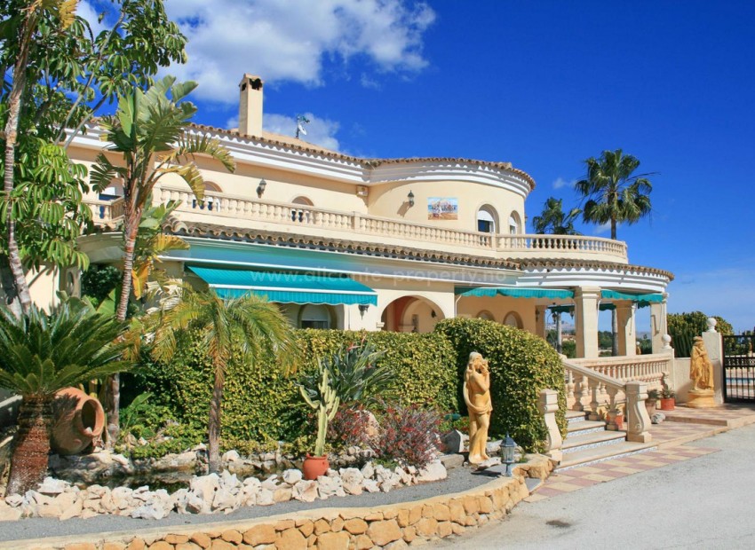 Villa en L'Alfás del Pi Centro