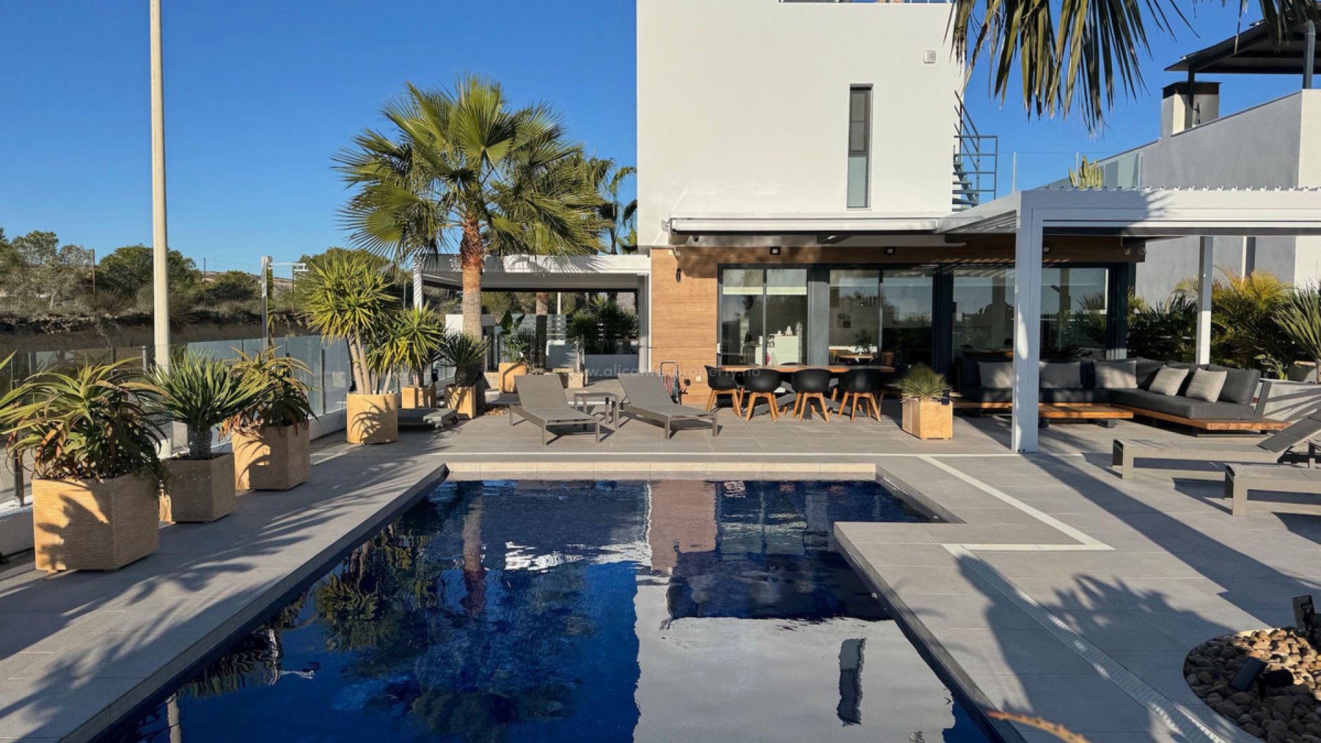 Villa en La finca Golf