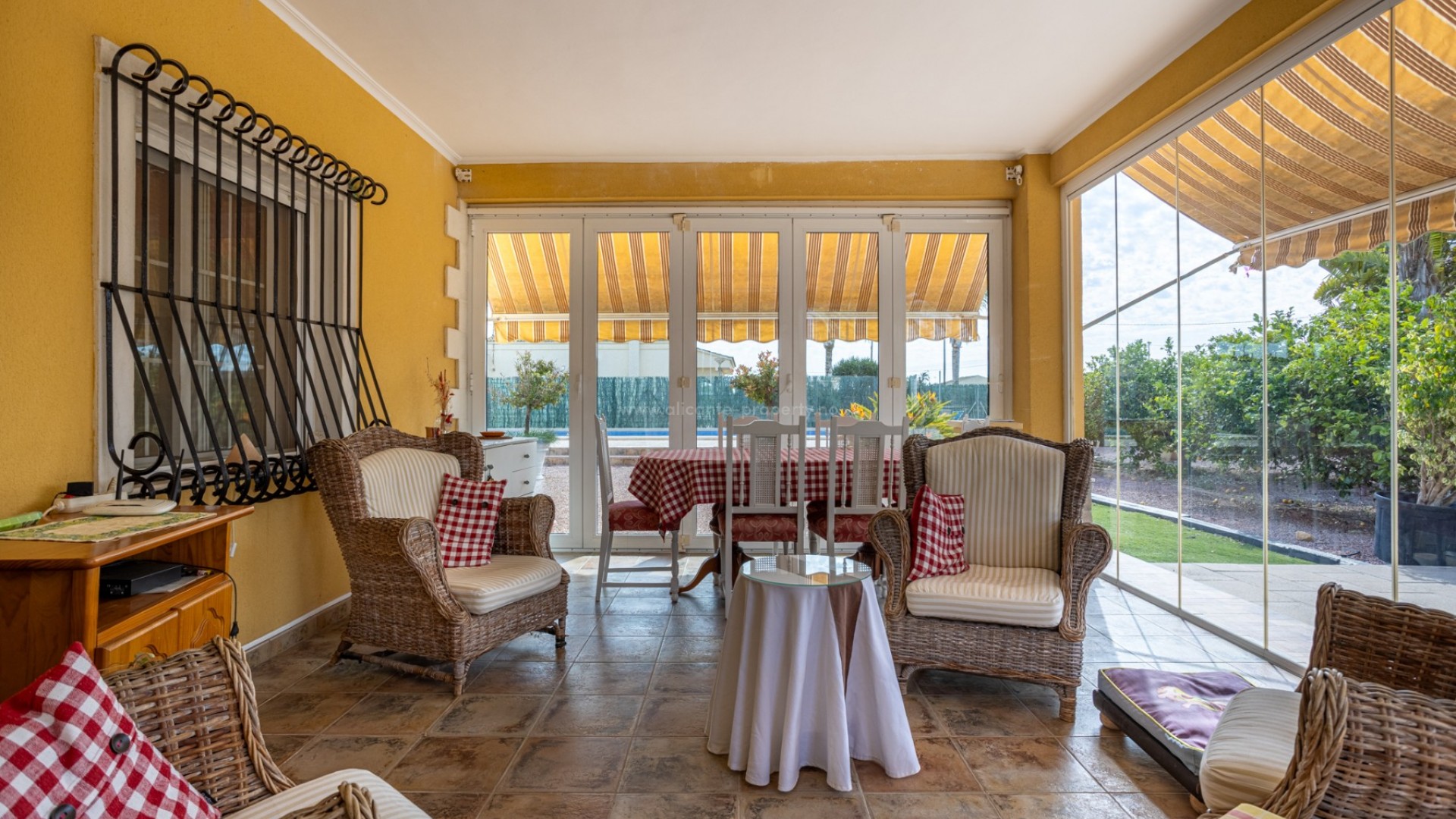Villa en La Hoya