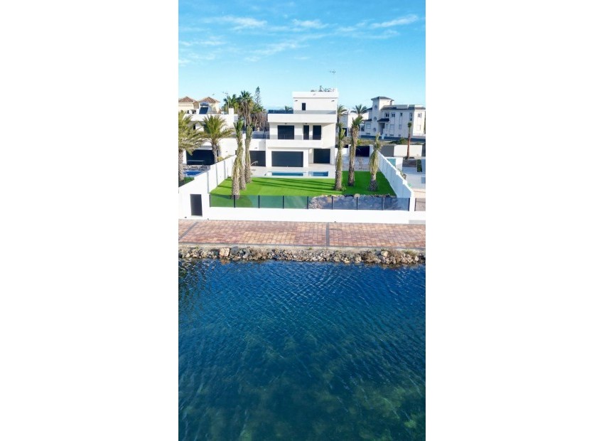 Villa en La Manga Del Mar Menor
