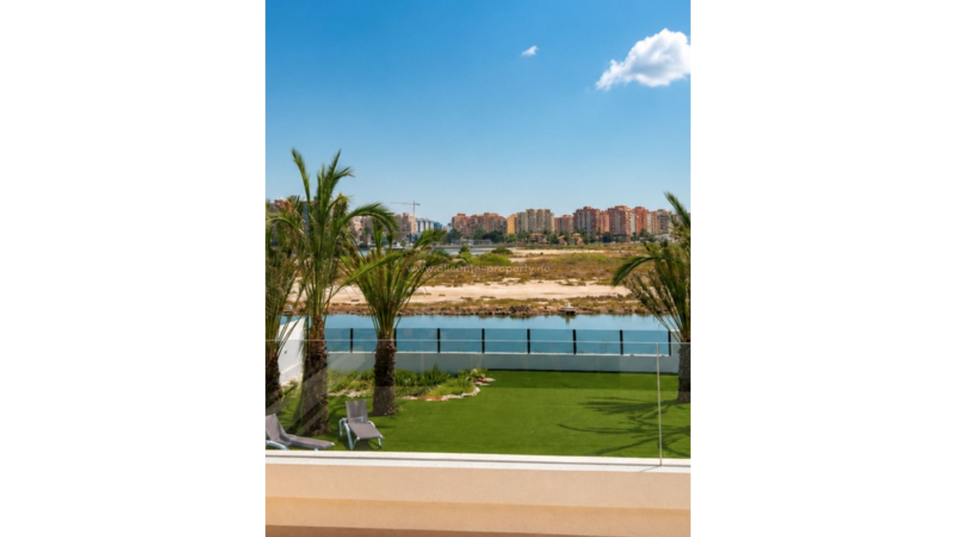 Villa en La Manga Del Mar Menor