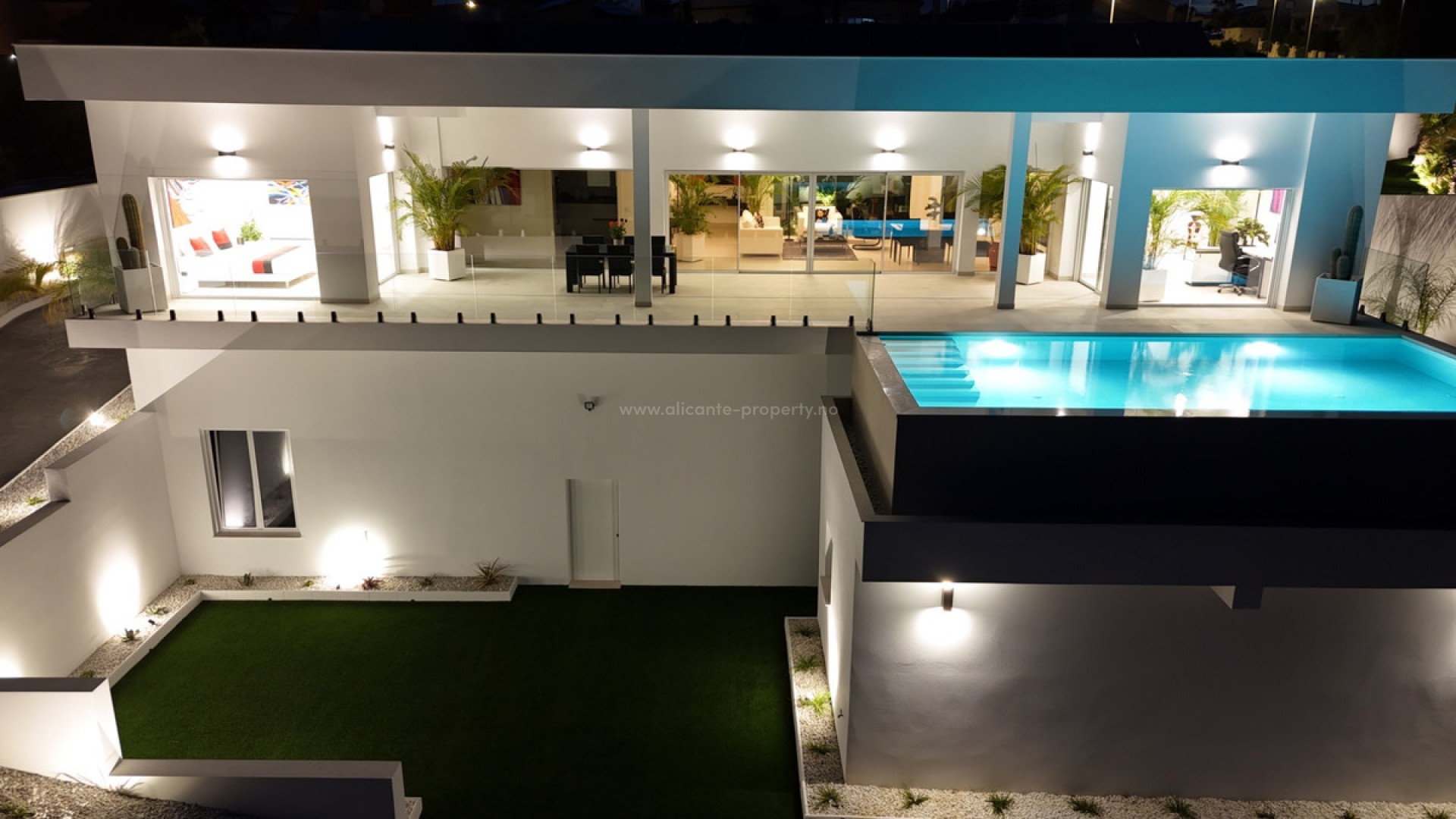 Villa en La Marina