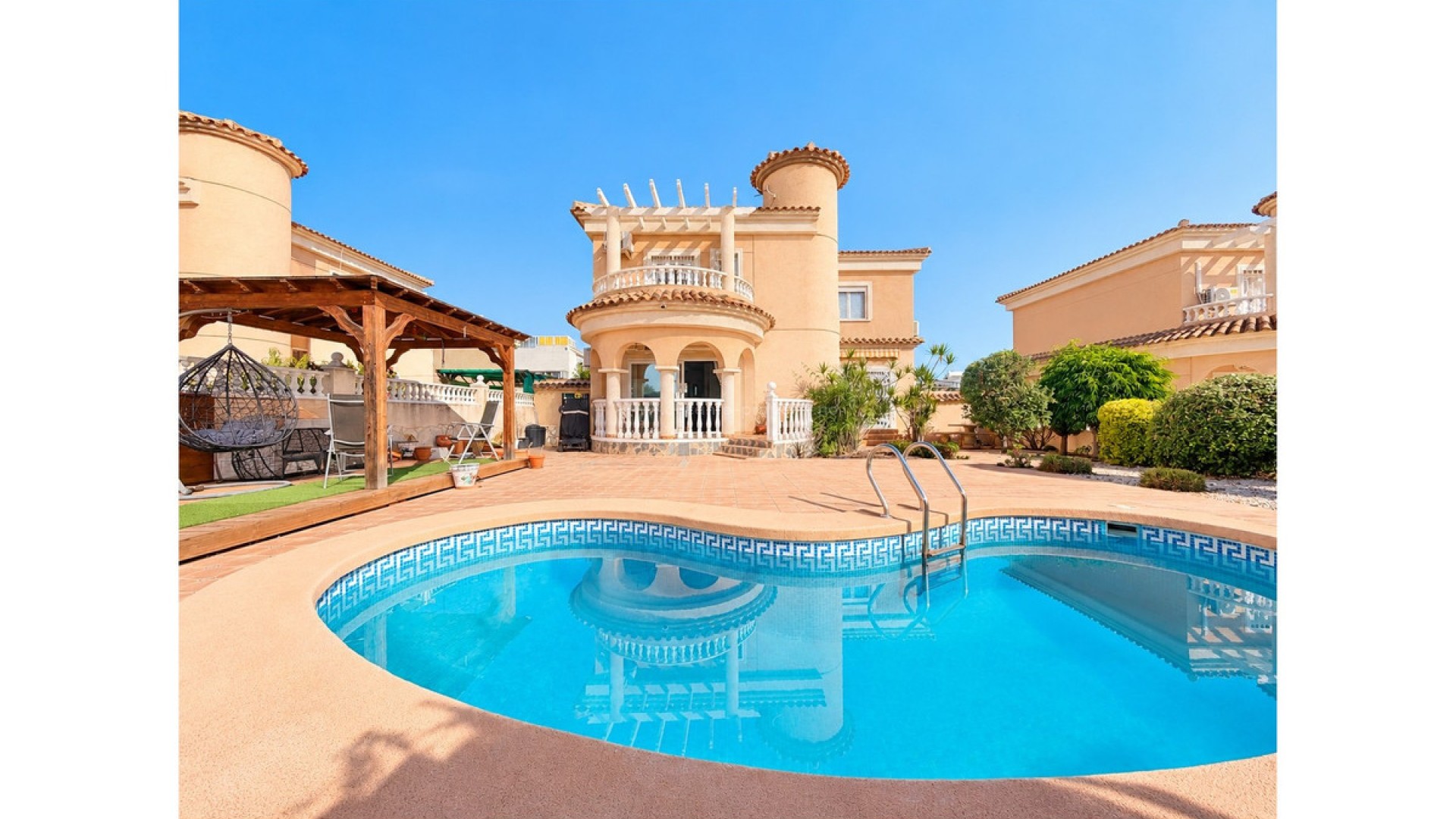 Villa en La Marina