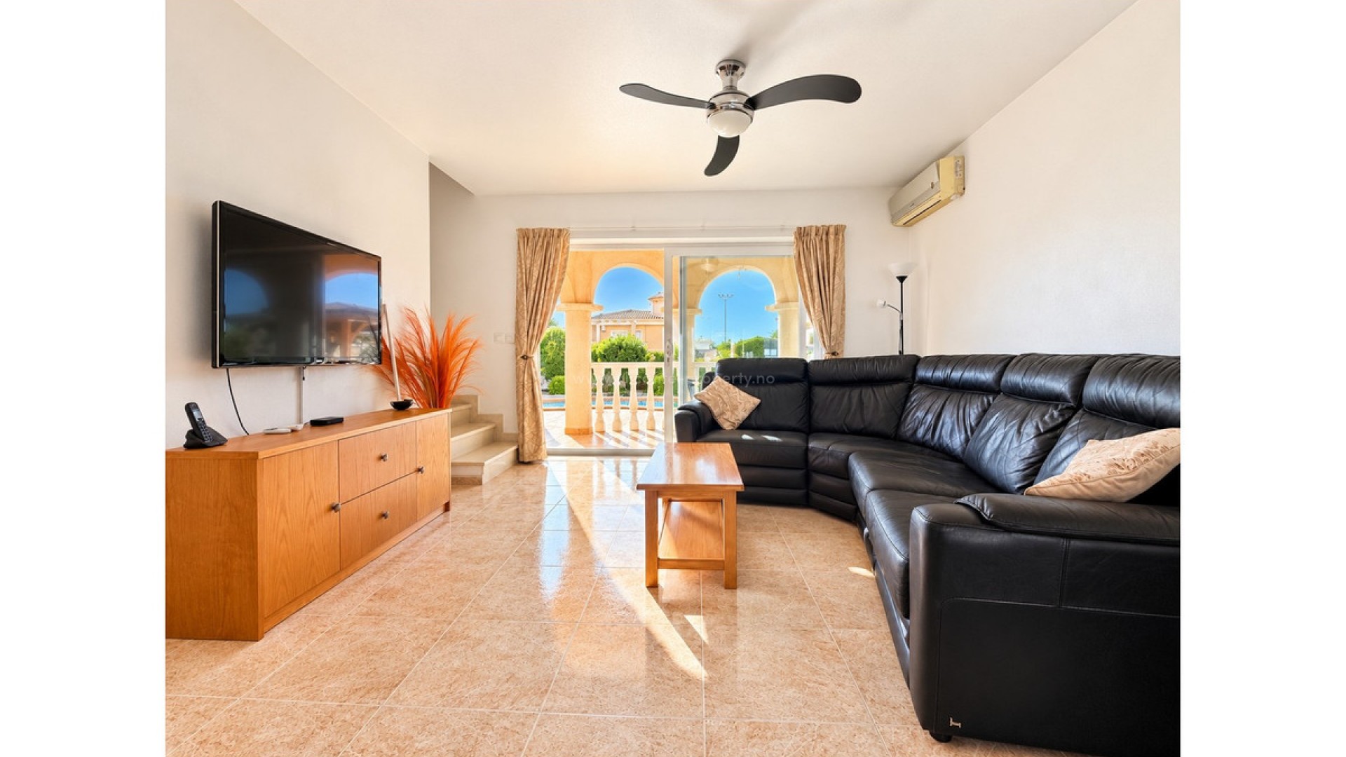 Villa en La Marina