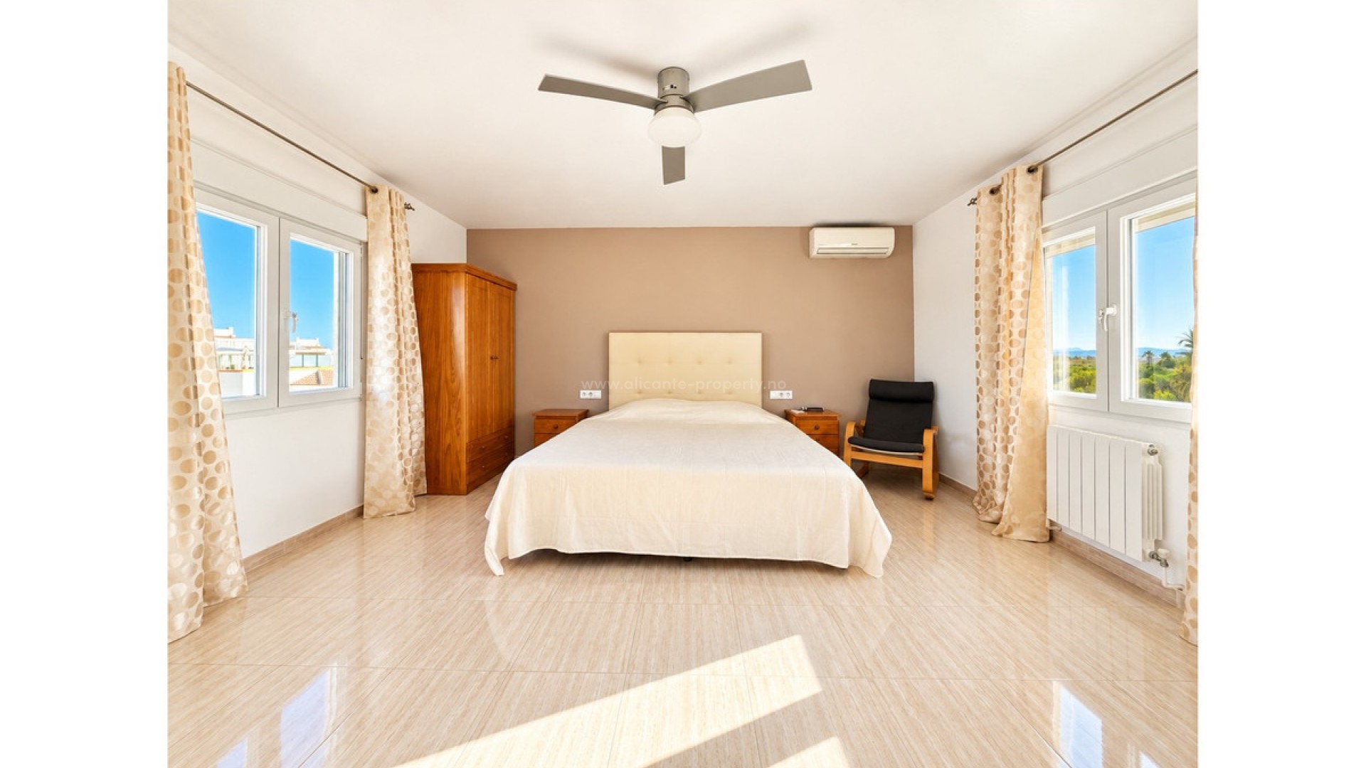Villa en La Marina