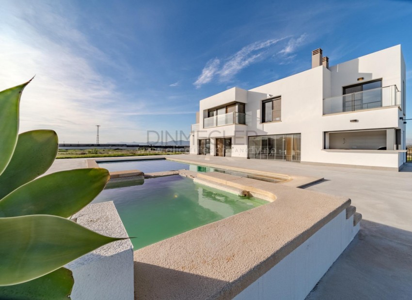 Villa en La Marina
