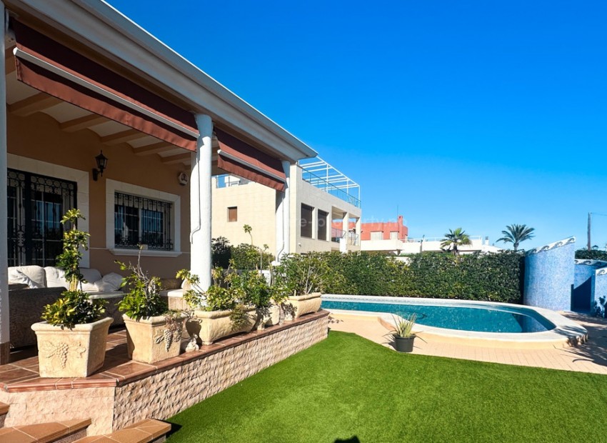 Villa en La Mata